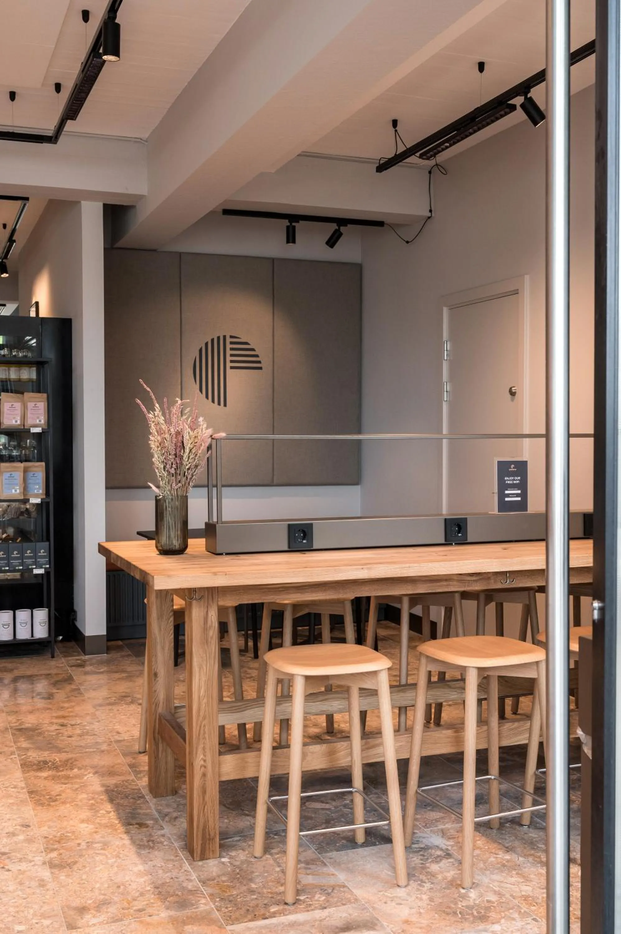 Restaurant/places to eat in The Pier Ateliers by Daniel&Jacob's