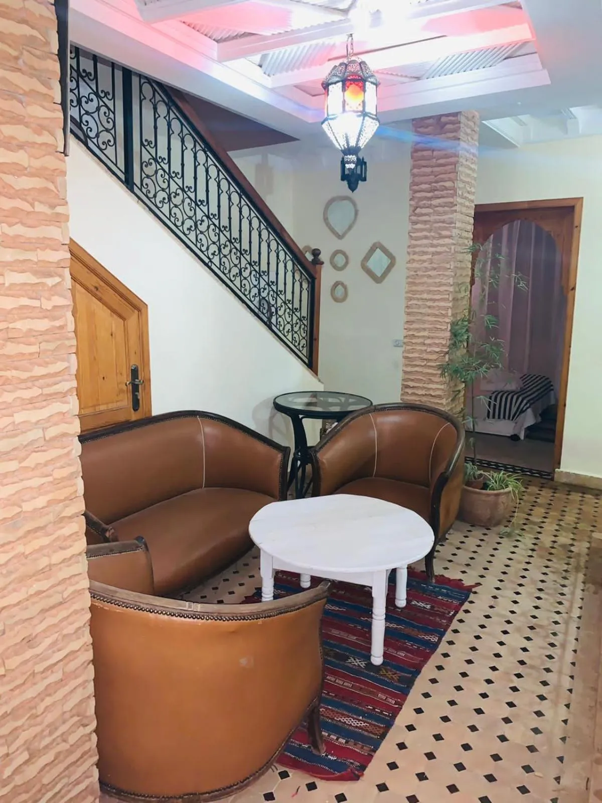 Living room in Riad Les Miroirs
