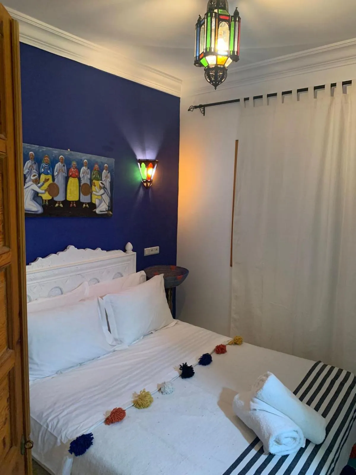 Bed in Riad Les Miroirs