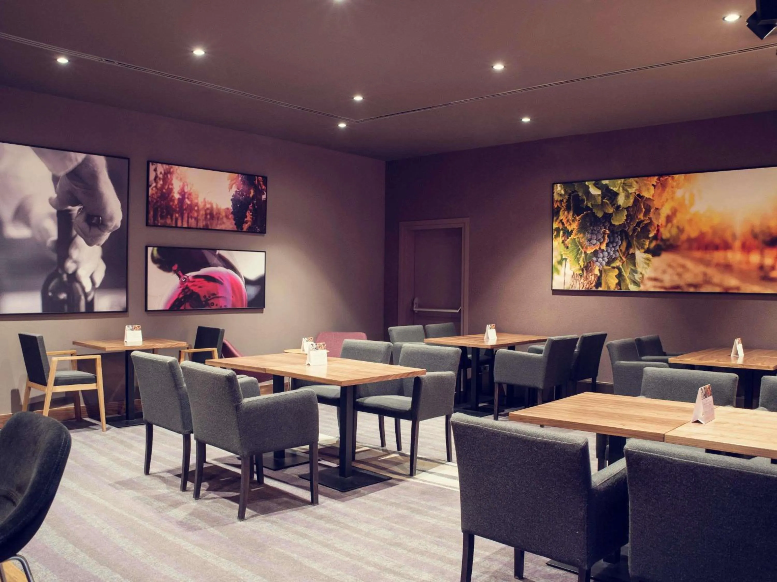 Restaurant/places to eat in Mercure Gdynia Centrum