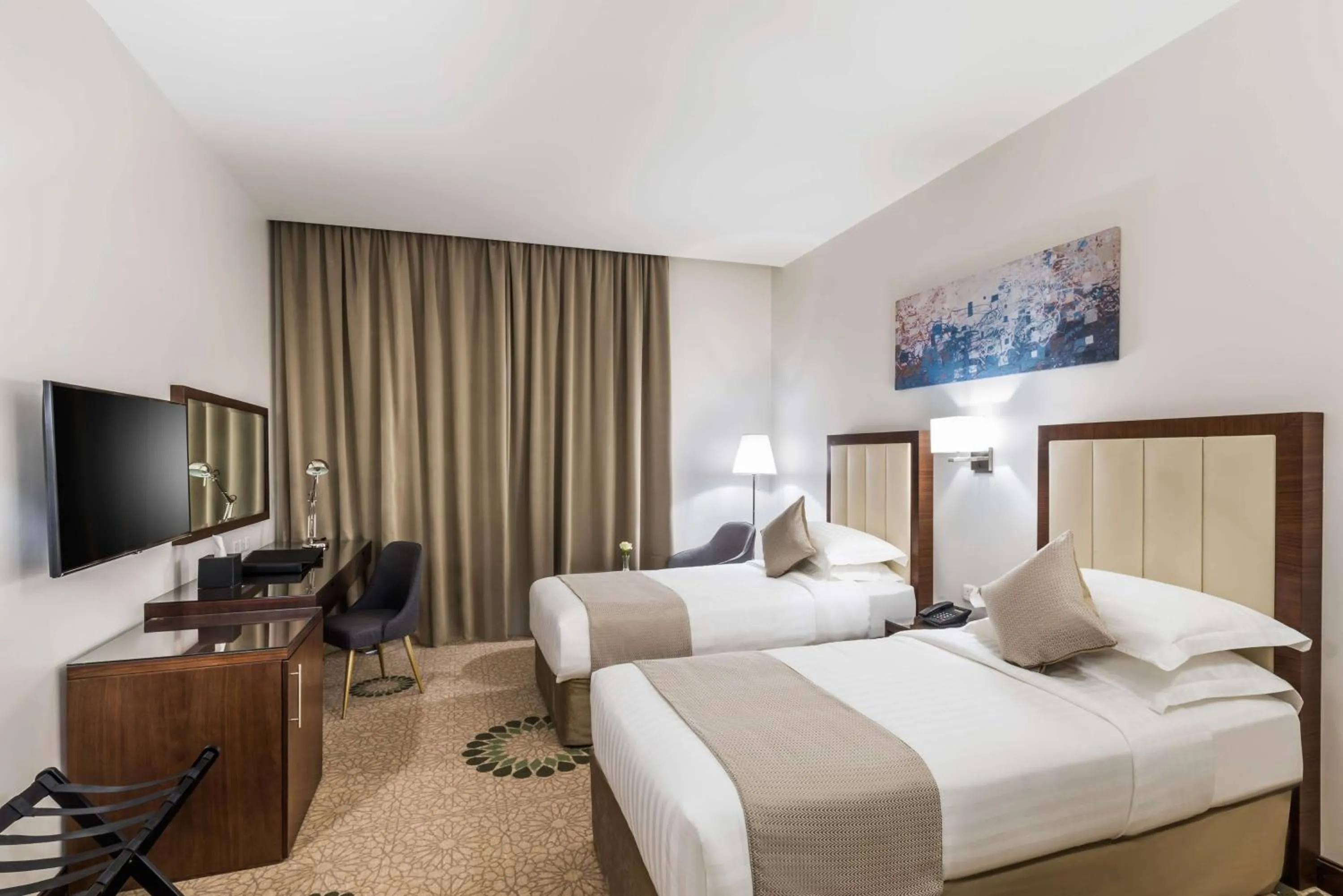 Bedroom, Bed in Best Western Plus Al Qurayyat City Center