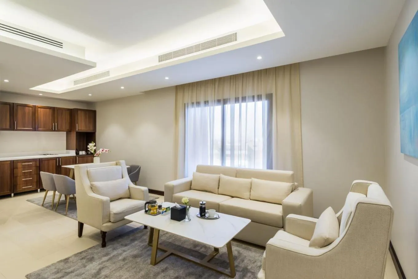 Living room in Best Western Plus Al Qurayyat City Center