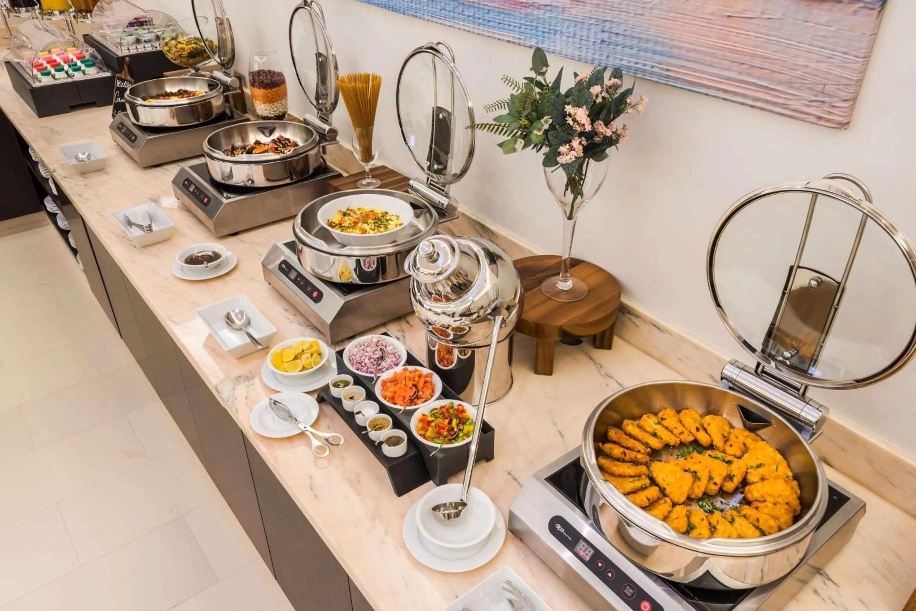 Breakfast in Best Western Plus Al Qurayyat City Center