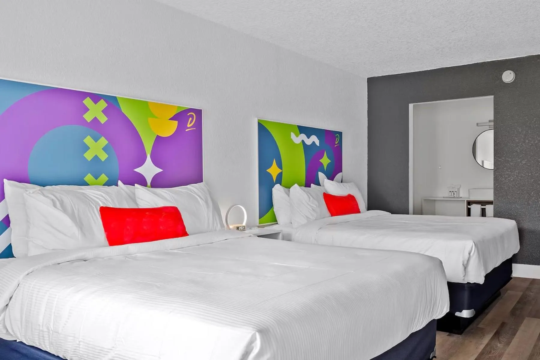 Bed in Baymont by Wyndham Jacksonville Airport