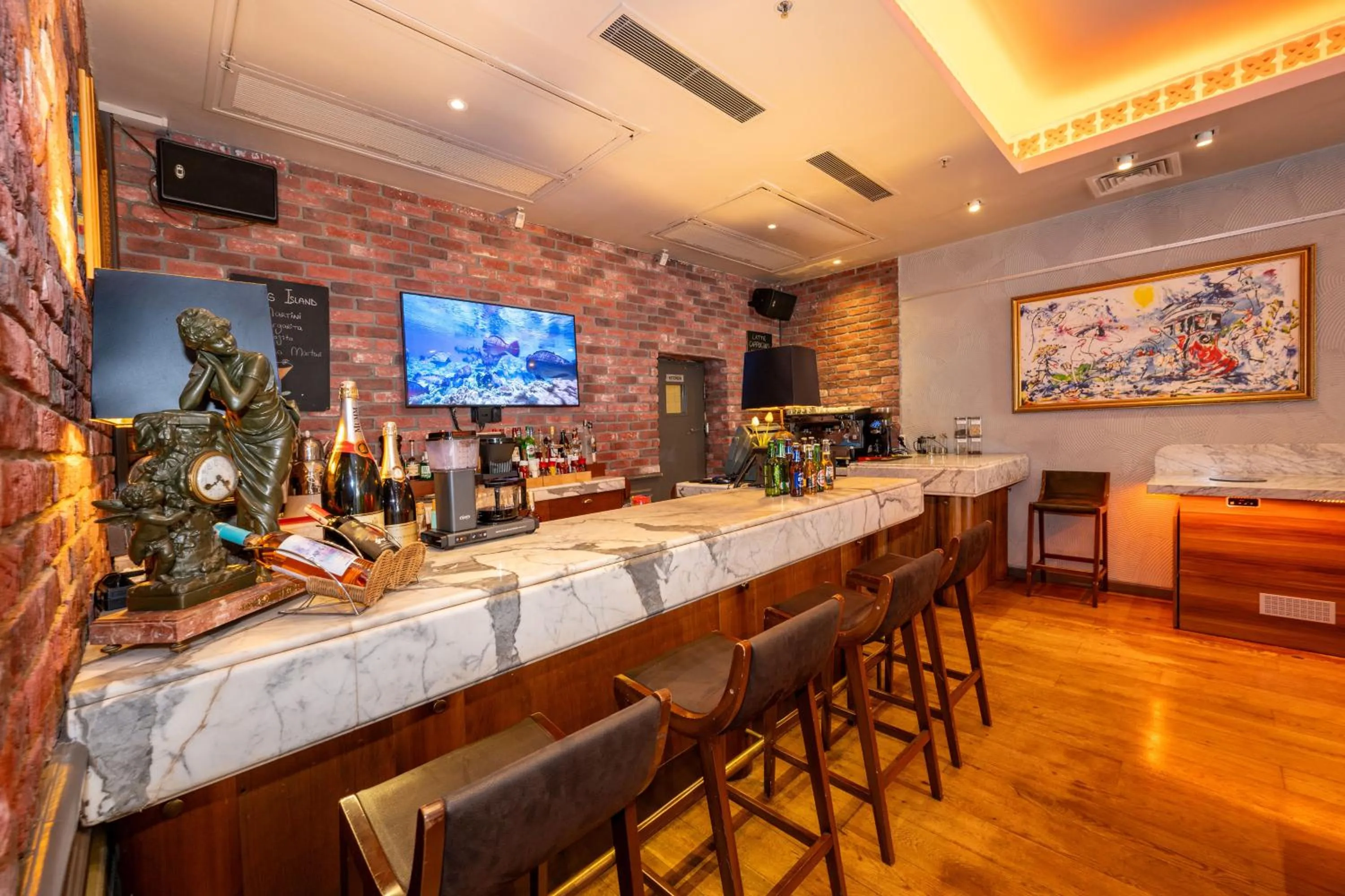 Restaurant/places to eat in Pera Tulip Hotel & Spa