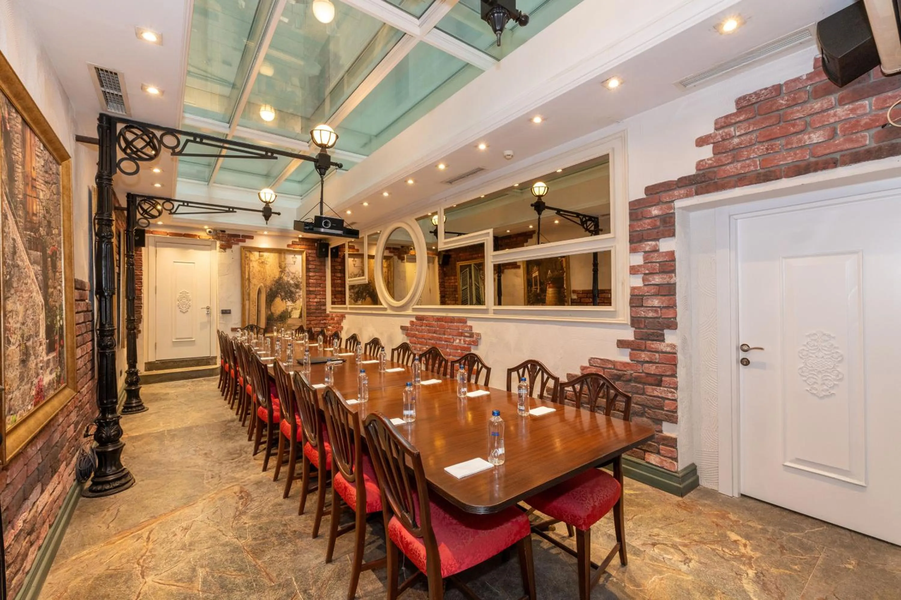 Meeting/conference room in Pera Tulip Hotel & Spa