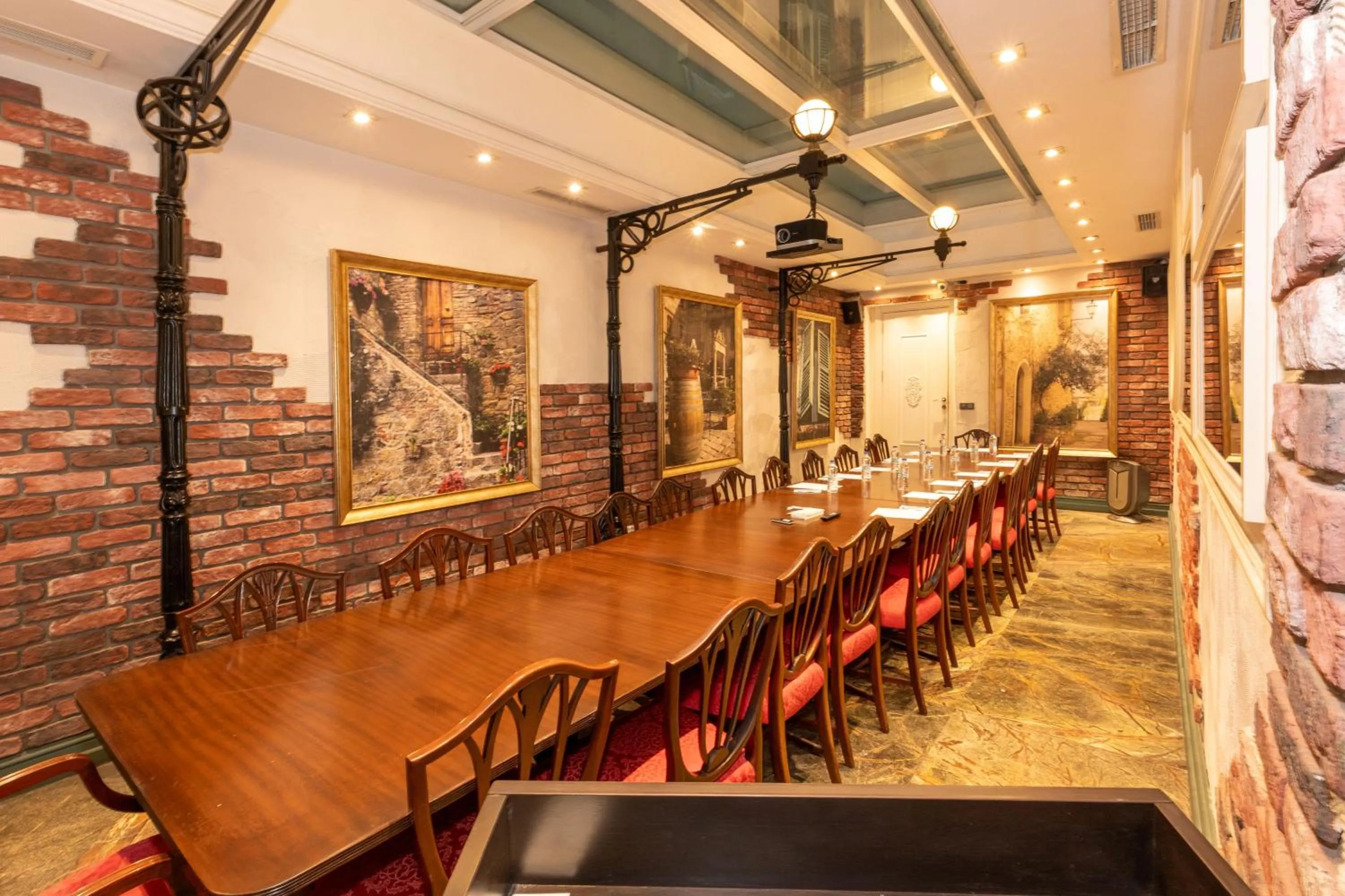 Meeting/conference room in Pera Tulip Hotel & Spa