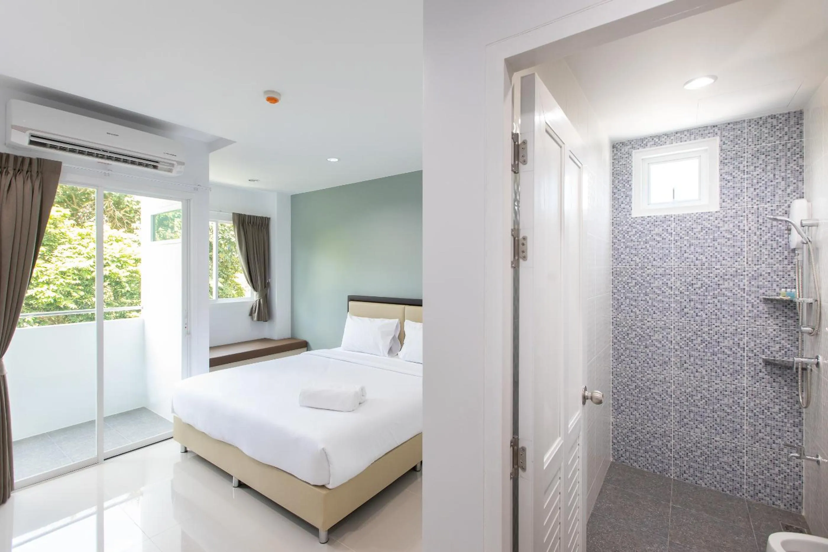 Bedroom in Green Hotel Phuket