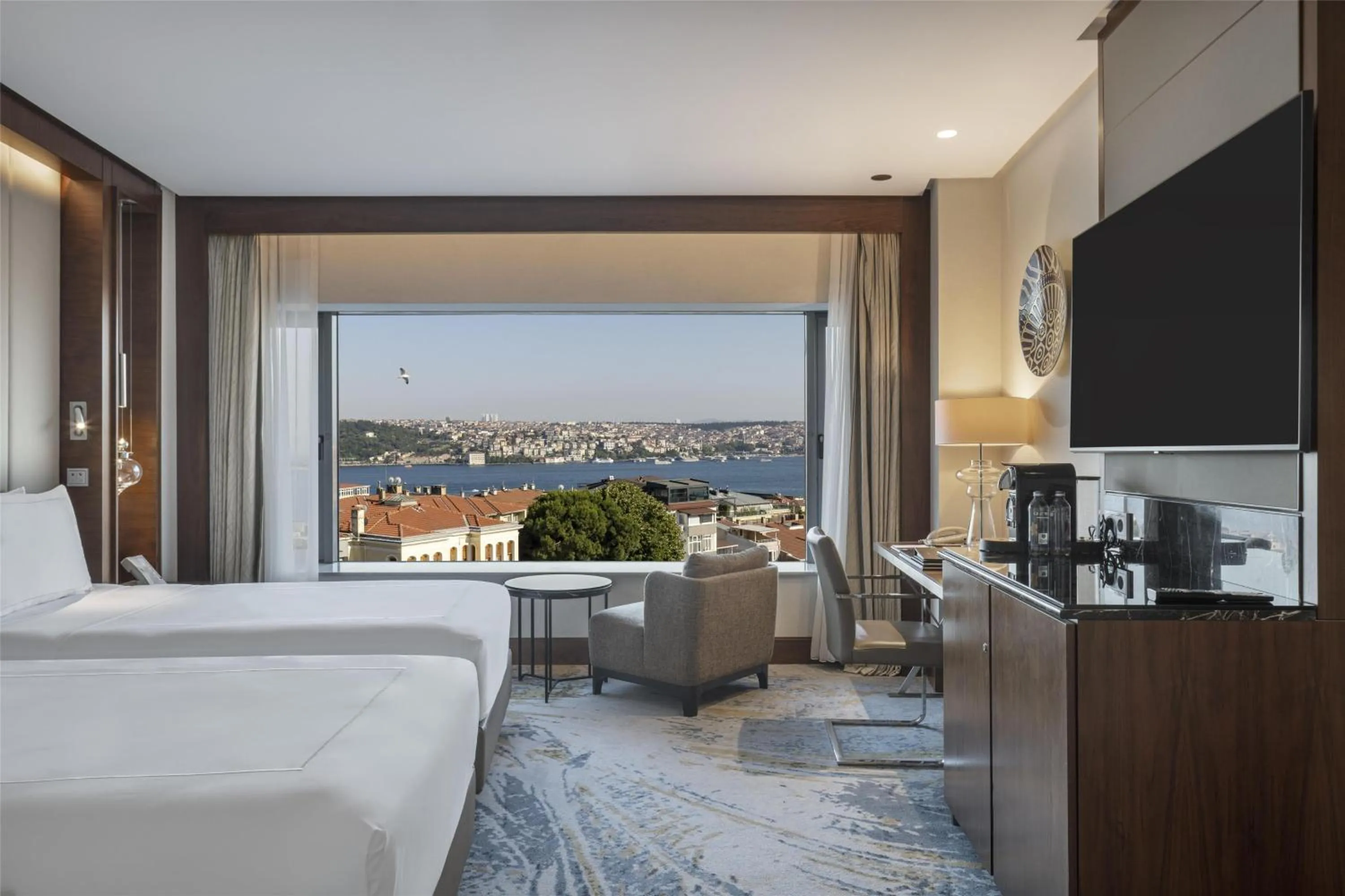 Bed in Conrad Istanbul Bosphorus