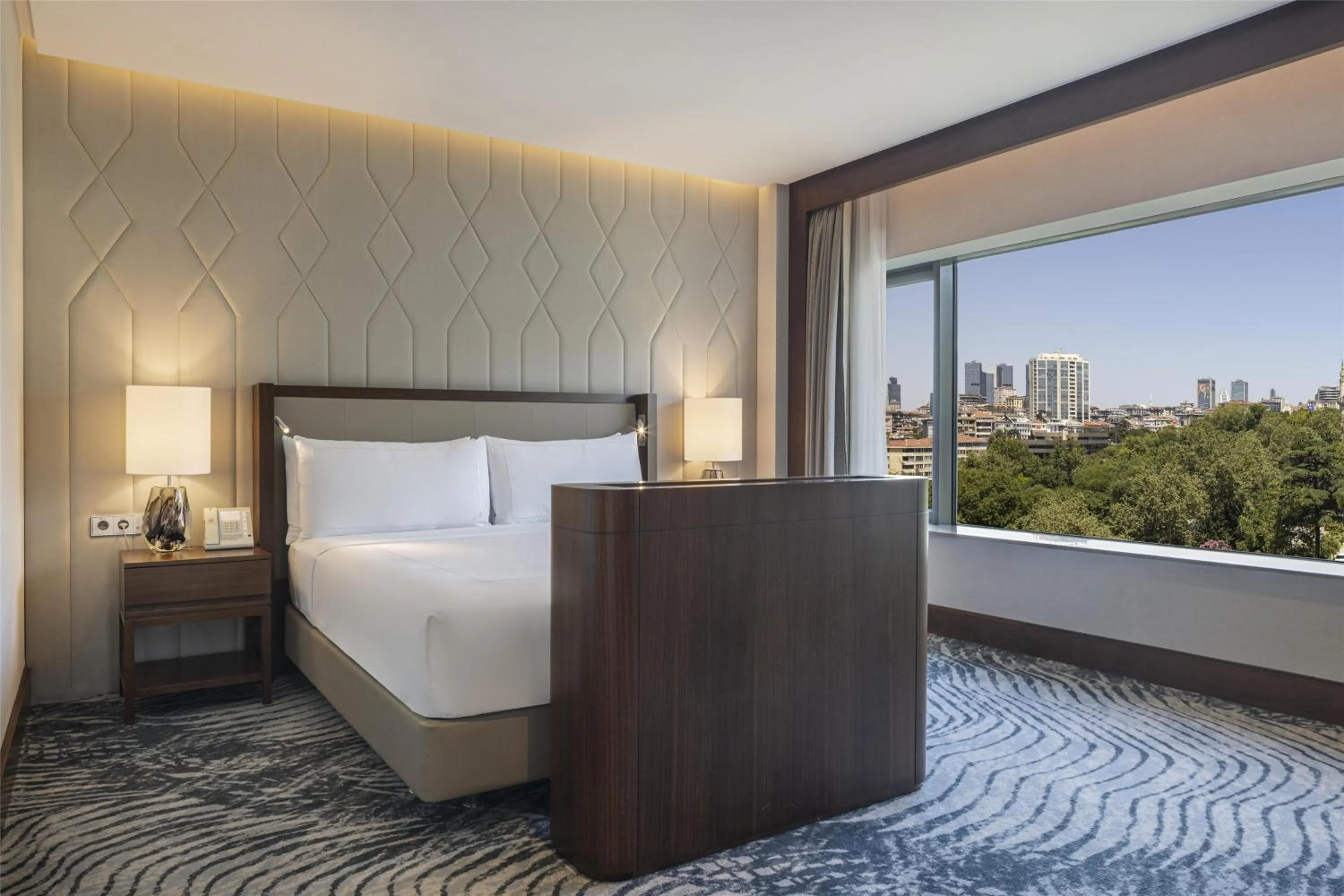Bed in Conrad Istanbul Bosphorus