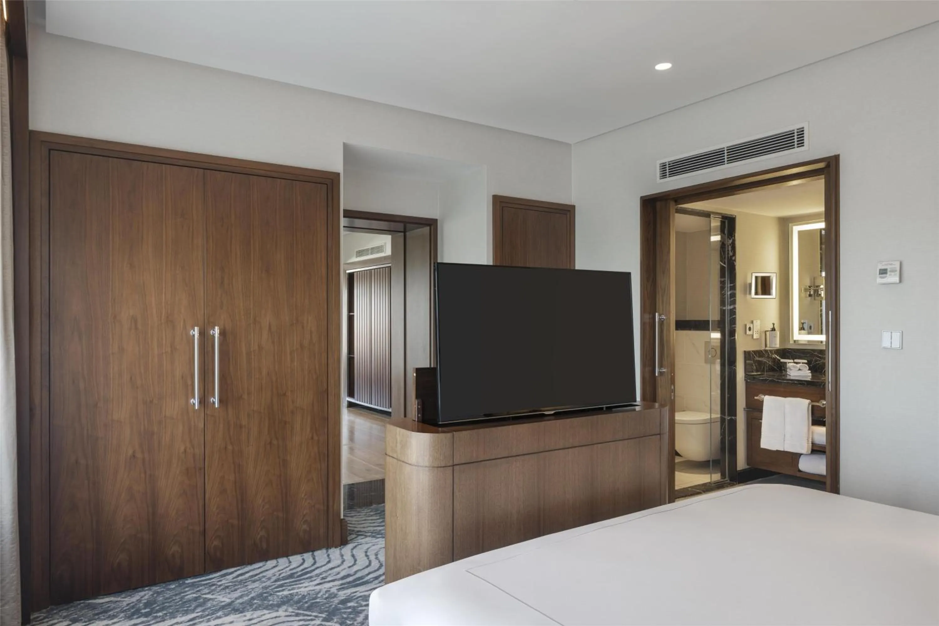 Bed in Conrad Istanbul Bosphorus