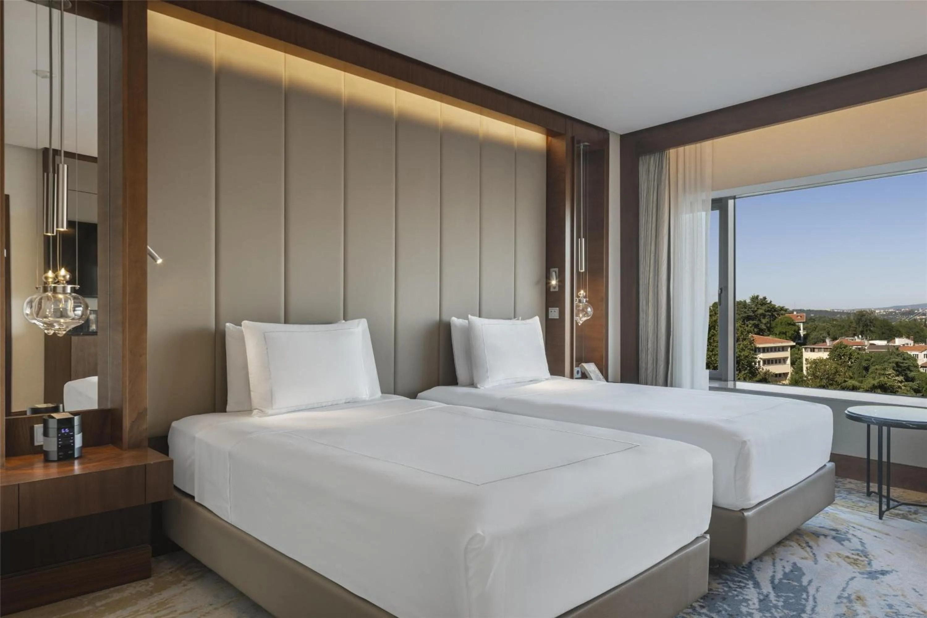 Bed in Conrad Istanbul Bosphorus