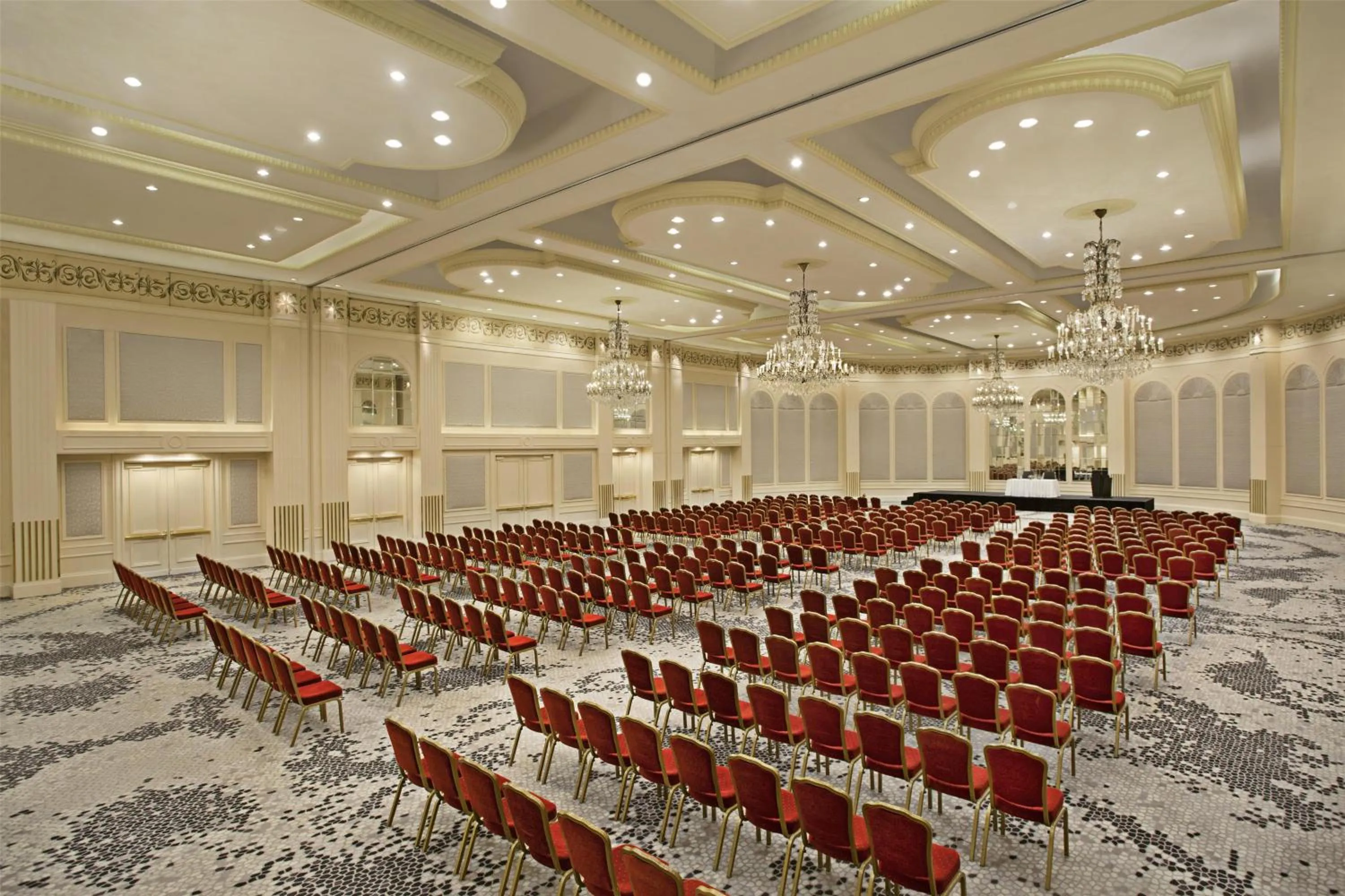 Meeting/conference room in Conrad Istanbul Bosphorus