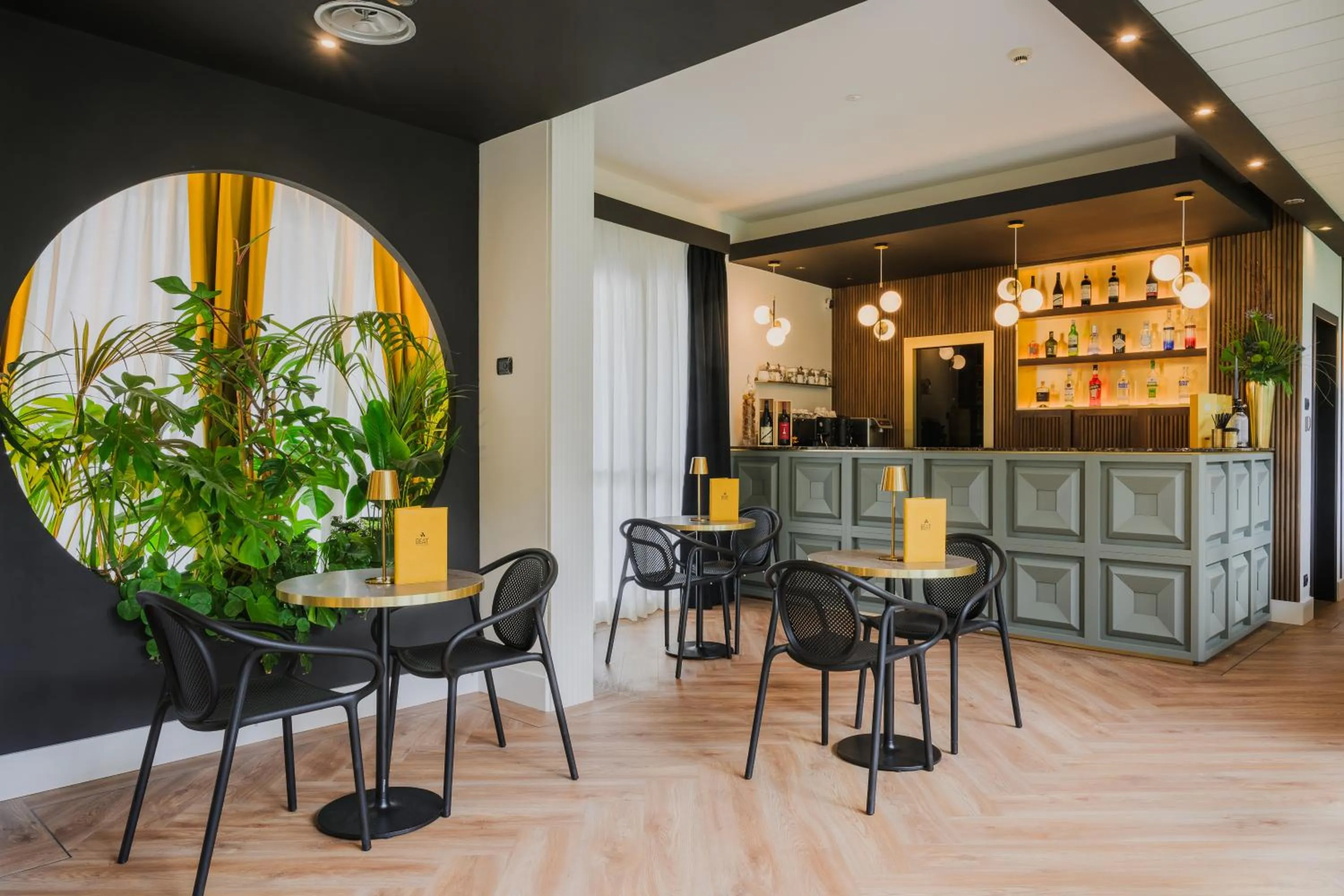 Lounge or bar in JOIVY Together Florence Urban Resort