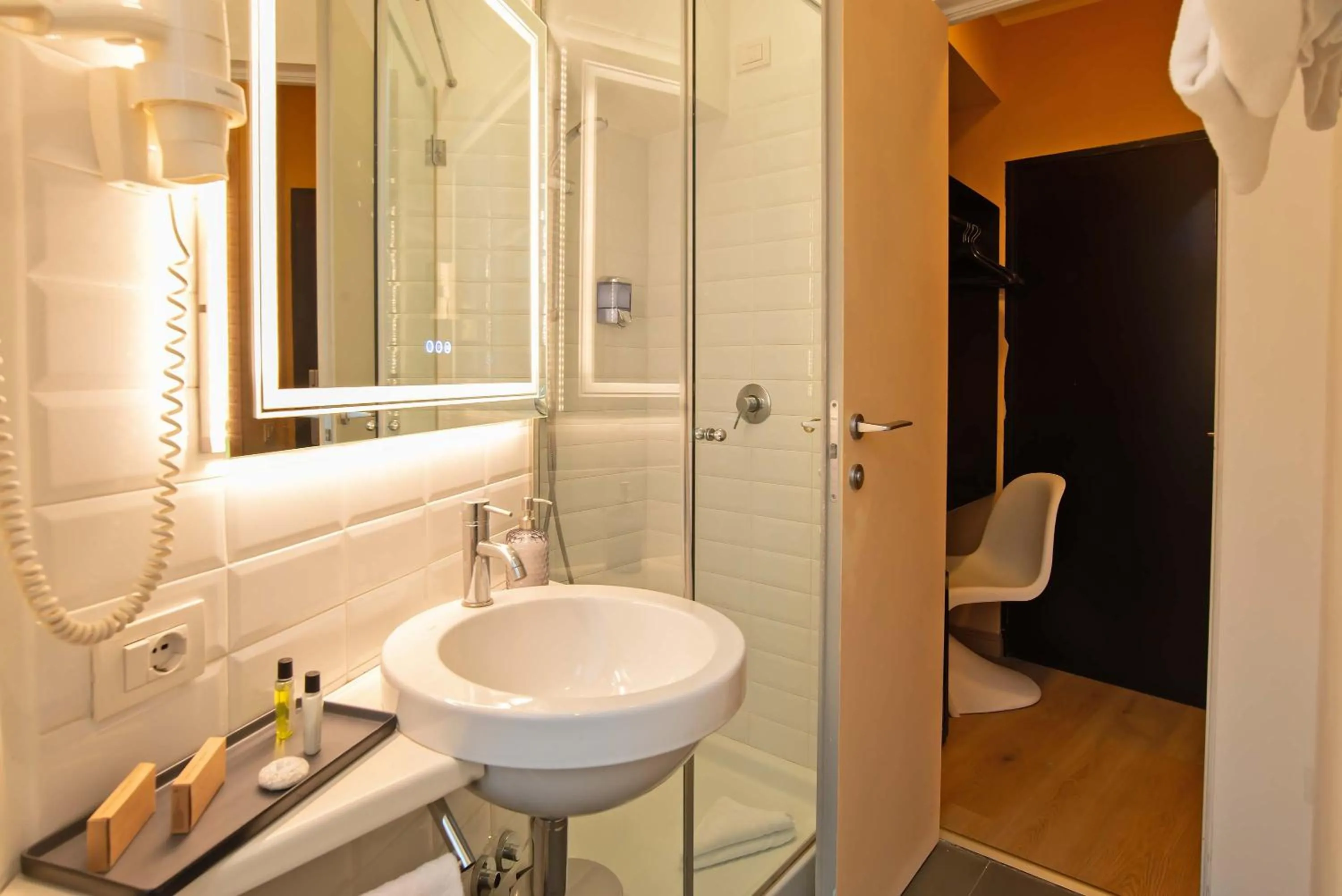 Bathroom in Hotel Elite