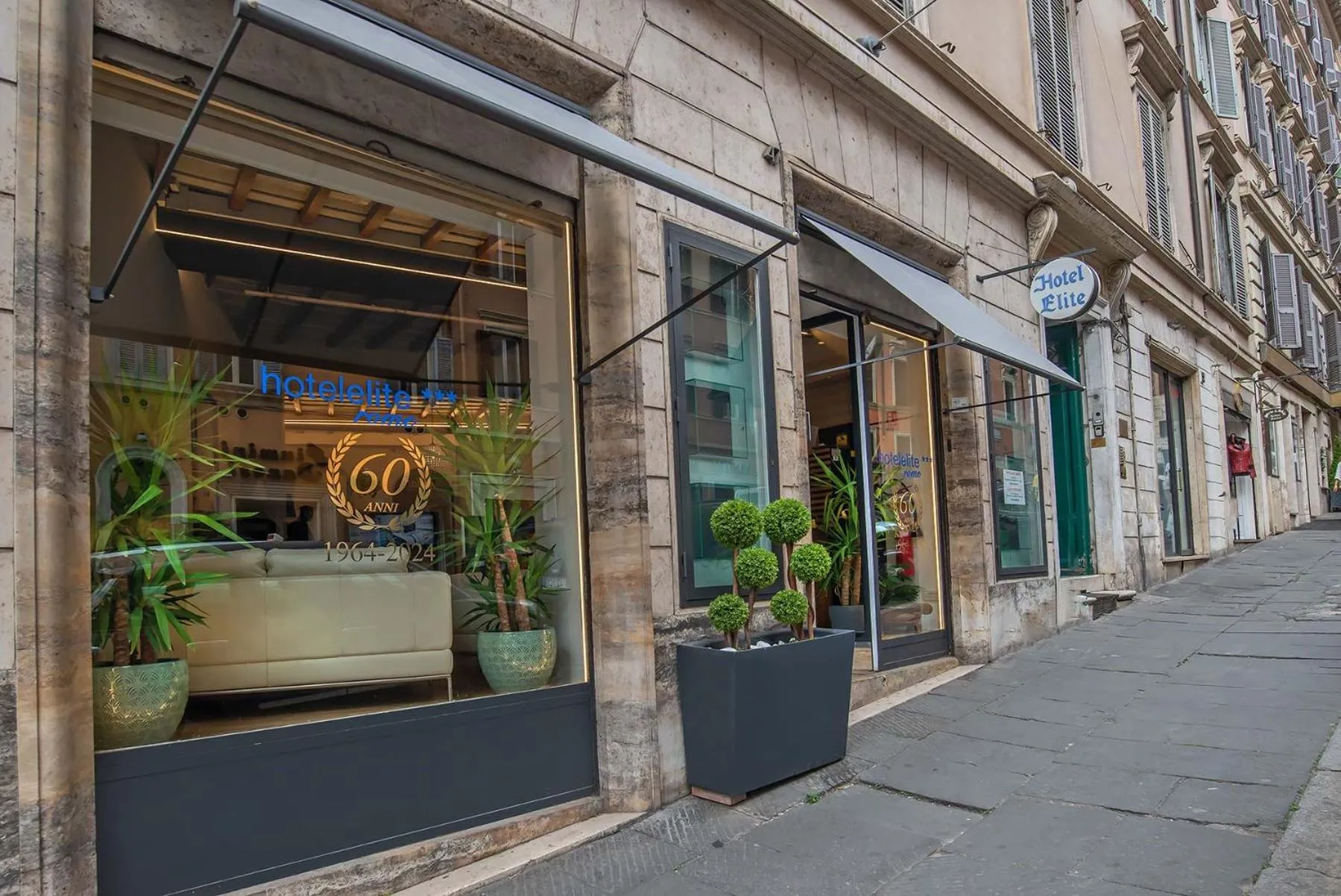 Property building in Hotel Elite