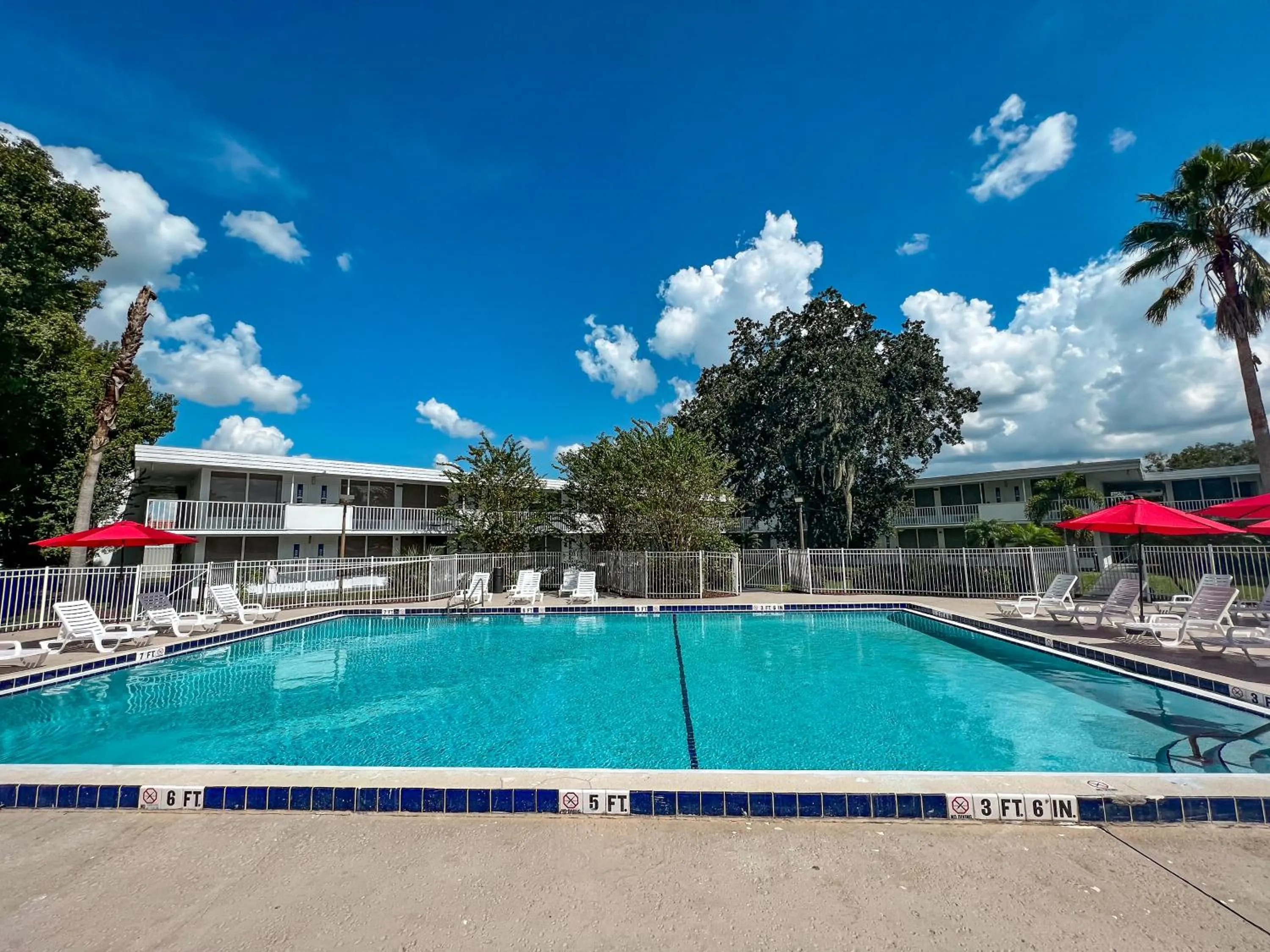 Swimming pool in Baymont by Wyndham Orlando Lake Buena Vista South