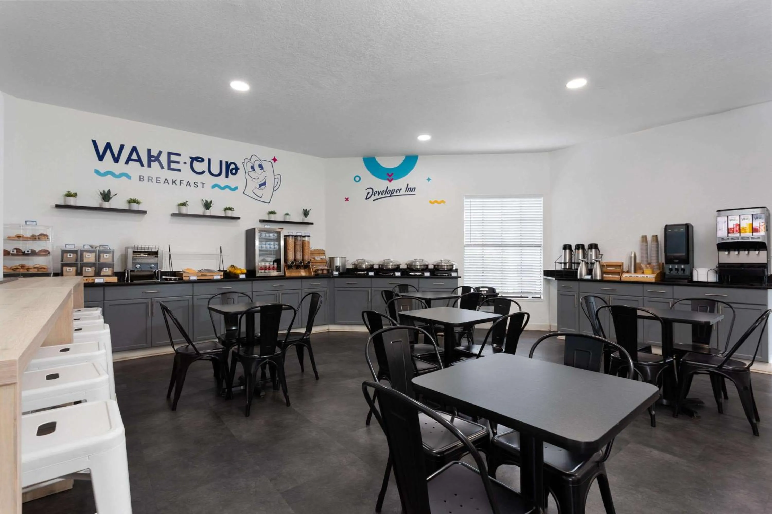 Breakfast in Baymont by Wyndham Orlando Lake Buena Vista South