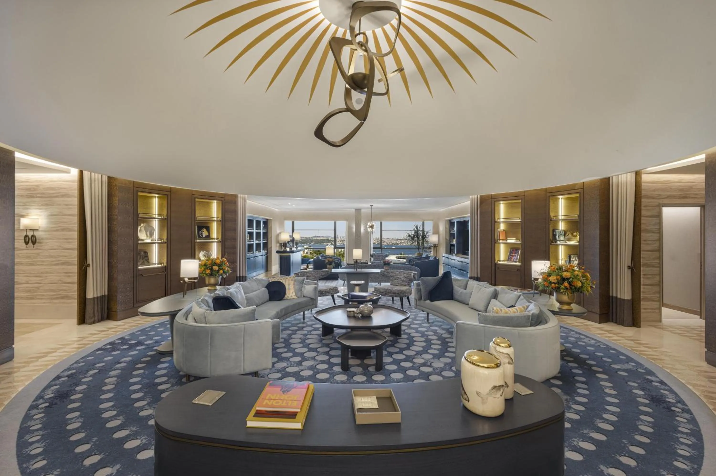 Living room in Hilton Istanbul Bosphorus