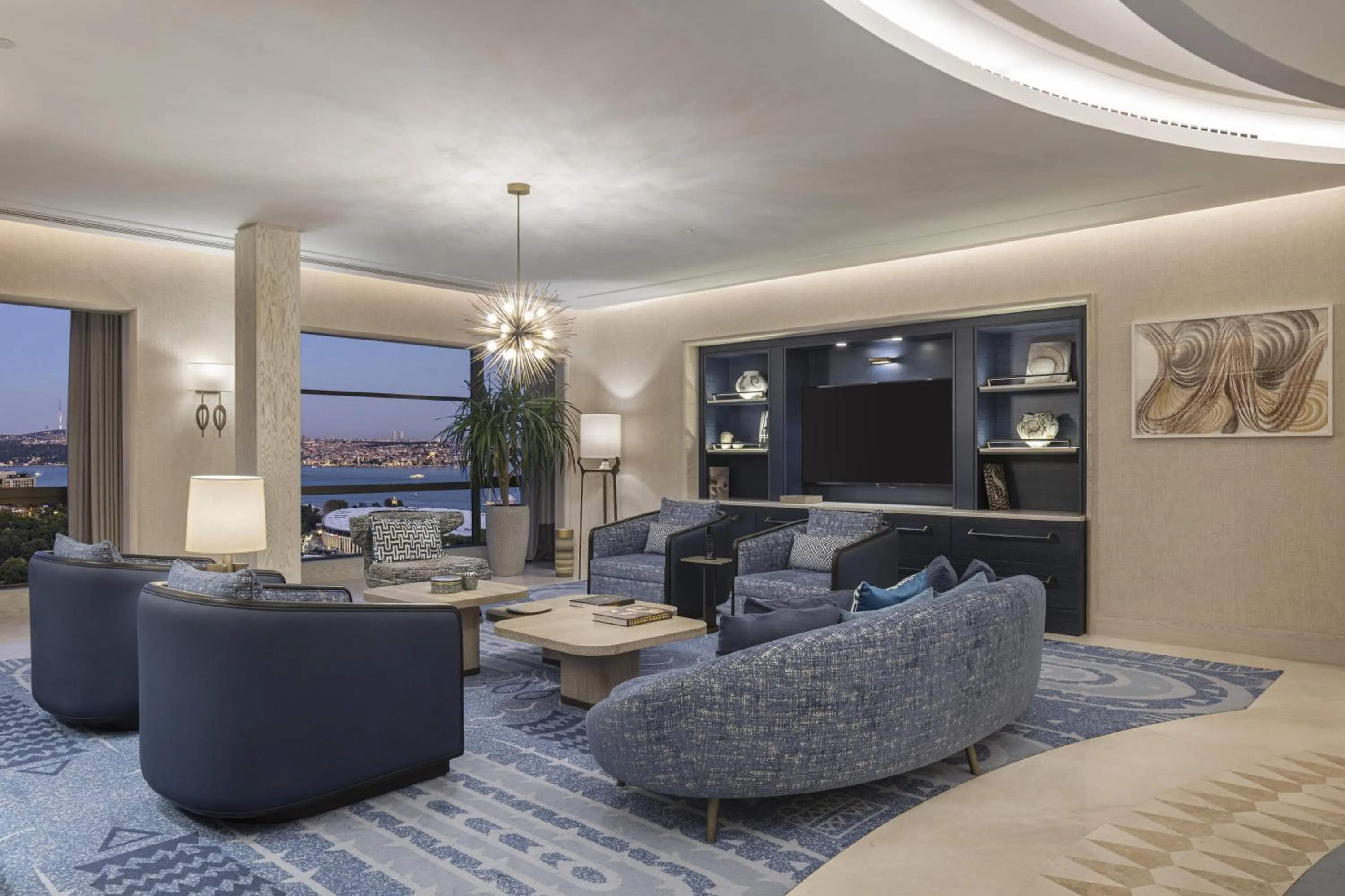 Living room in Hilton Istanbul Bosphorus