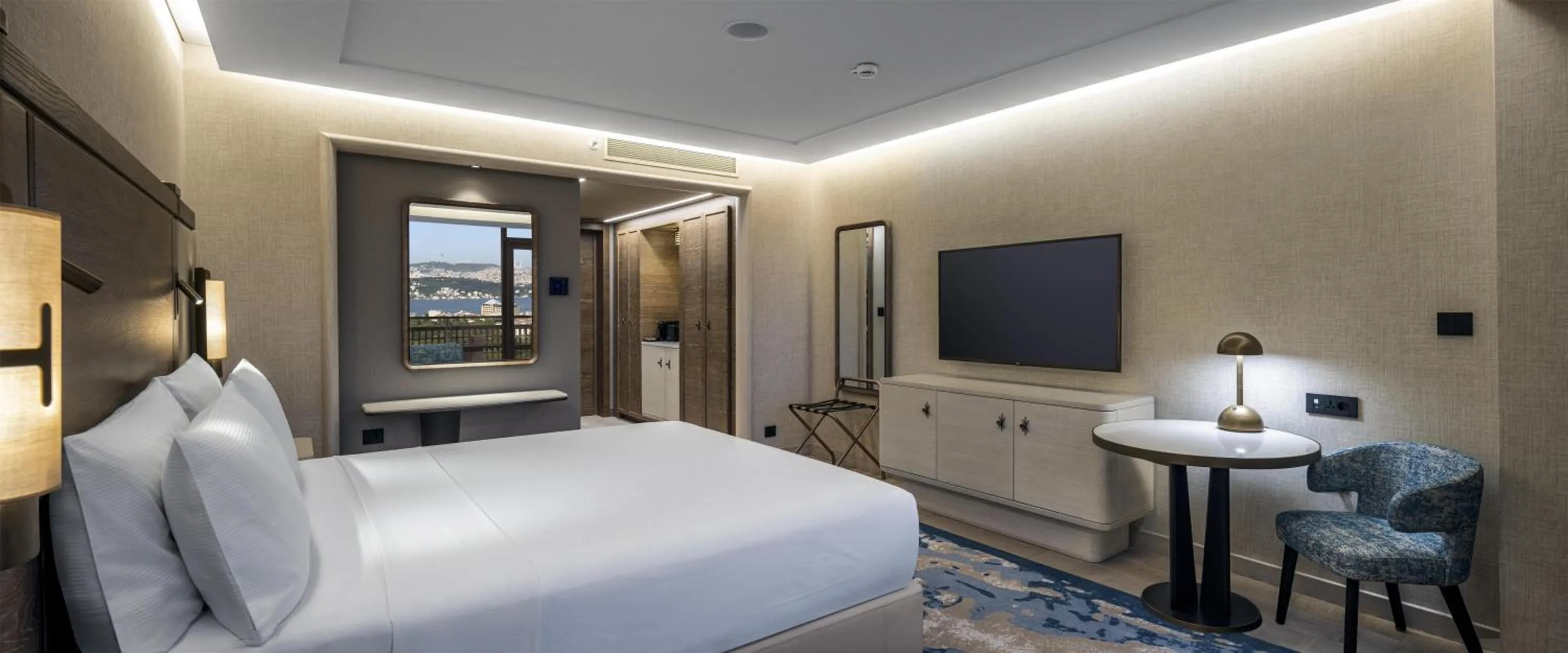Bed in Hilton Istanbul Bosphorus