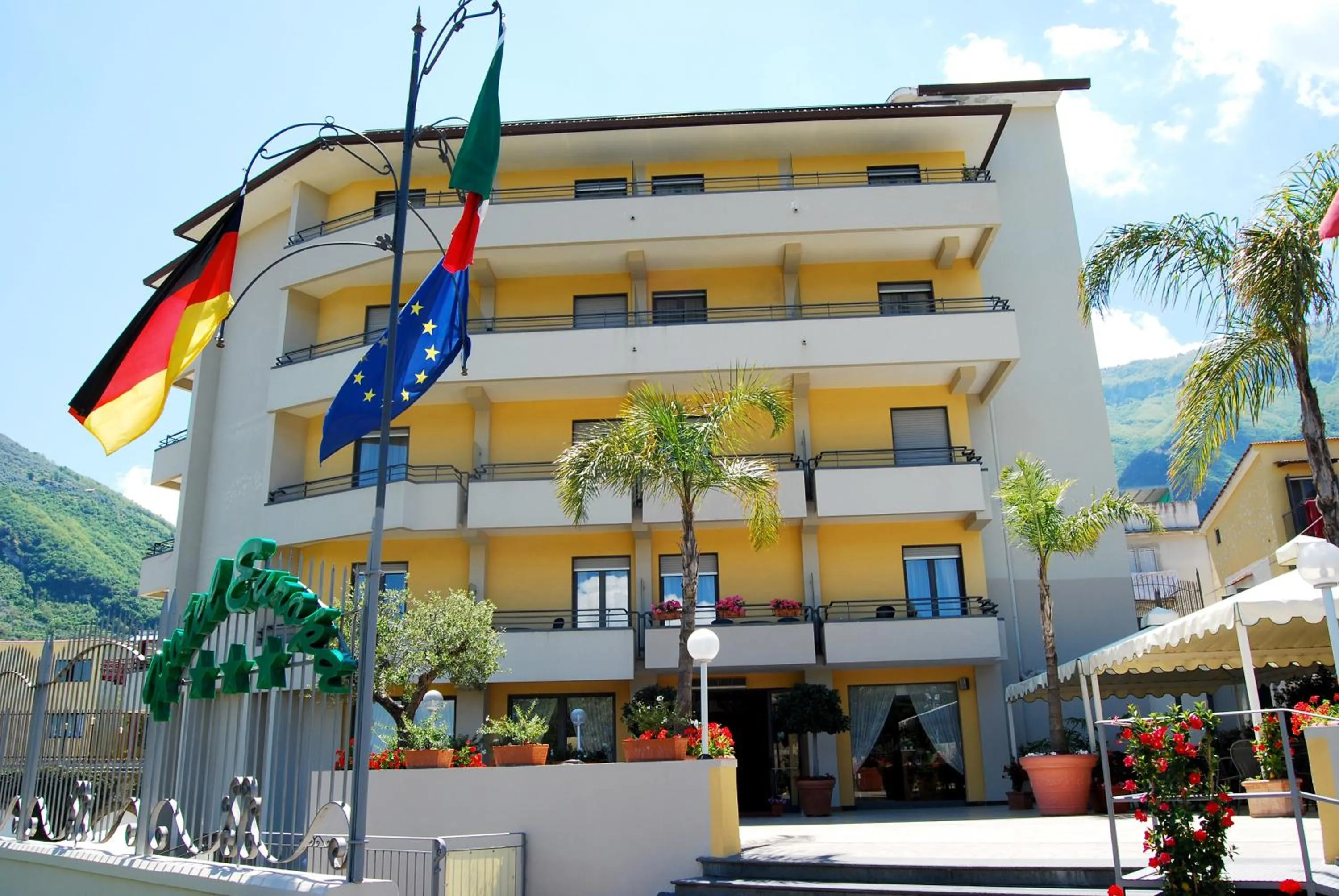 Facade/entrance in Europa Stabia Hotel