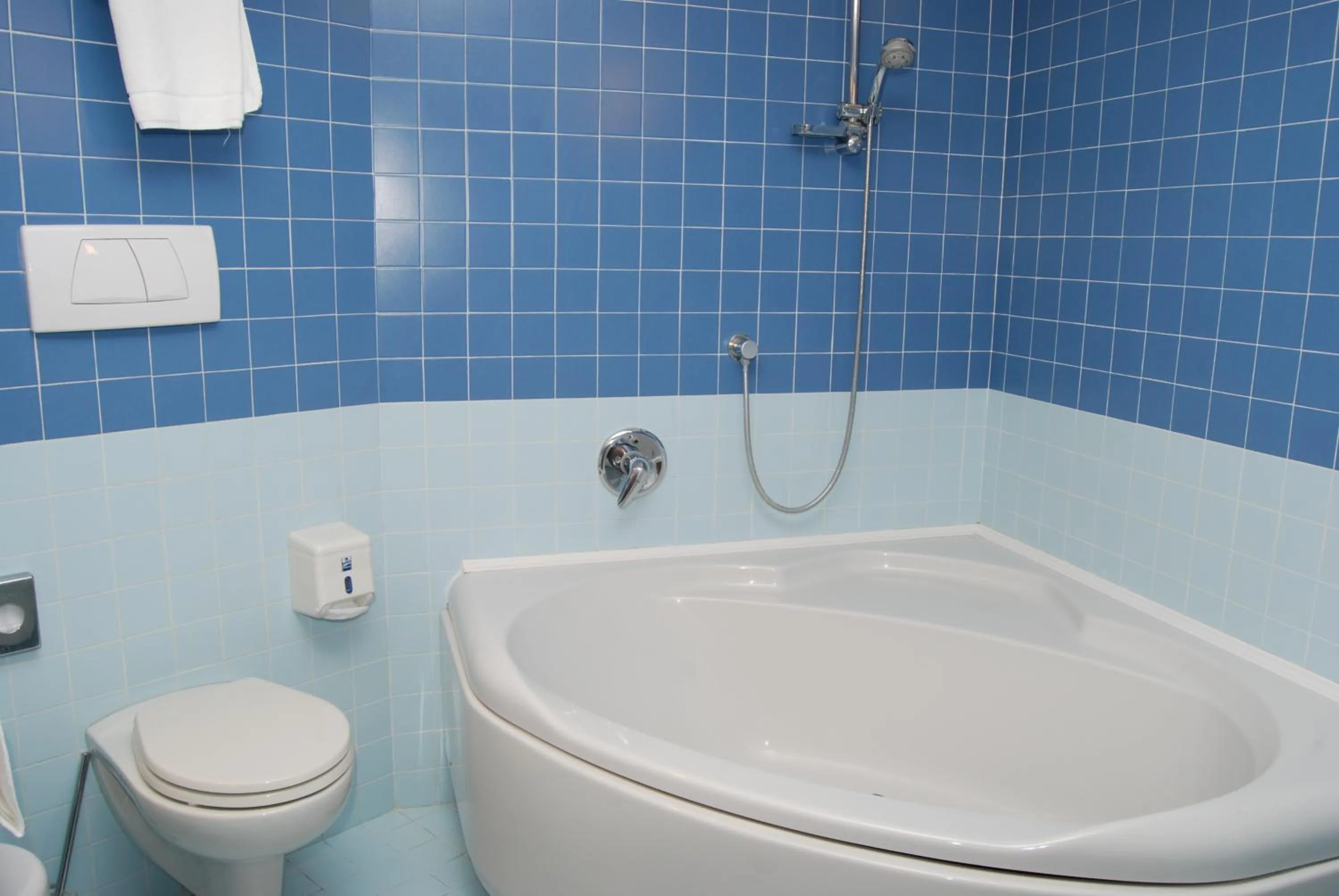 Bathroom in Europa Stabia Hotel