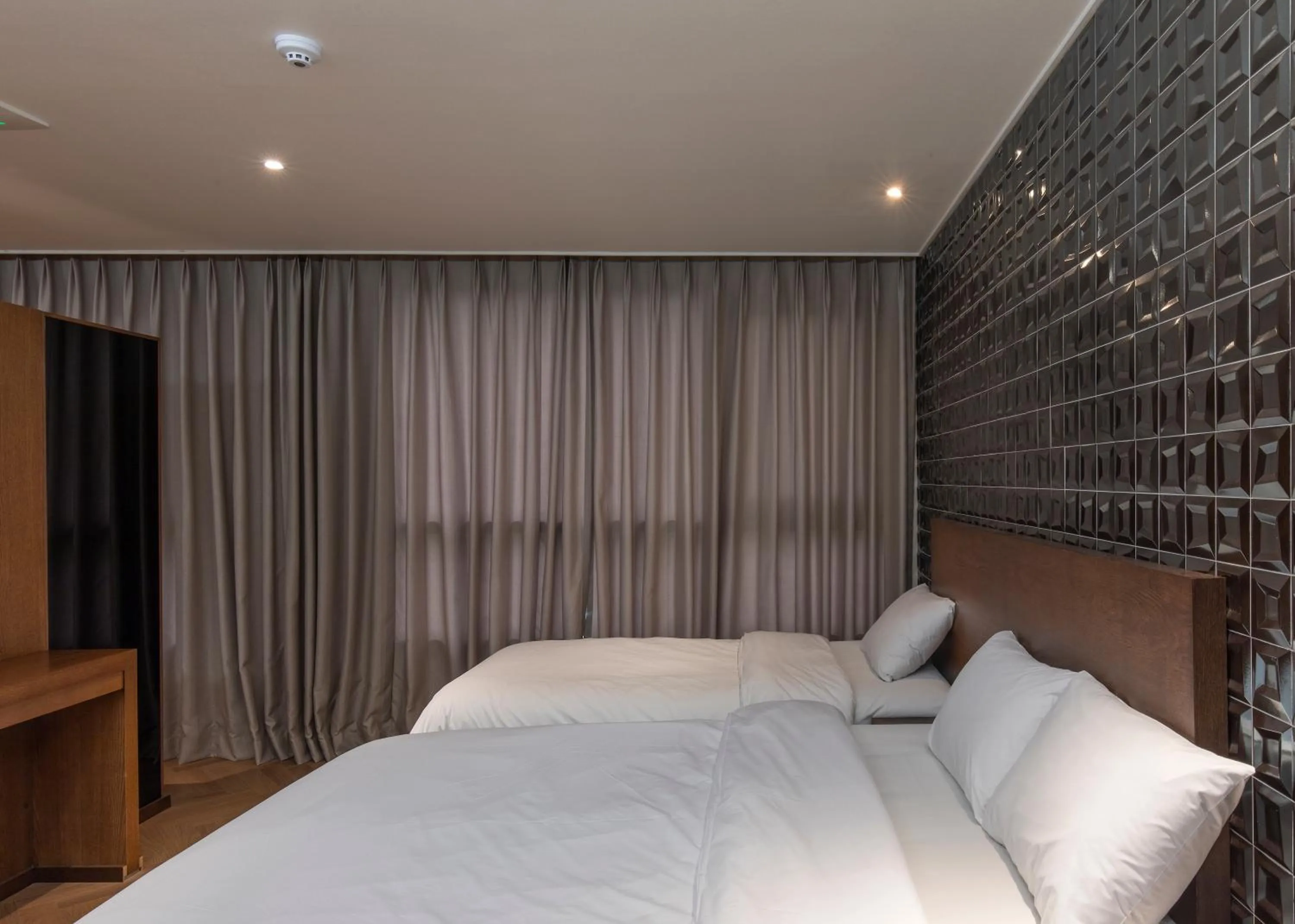 Bed in Hotel Wolmido