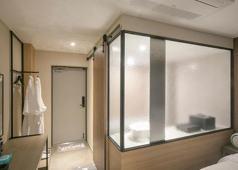 Bed in Hotel Wolmido