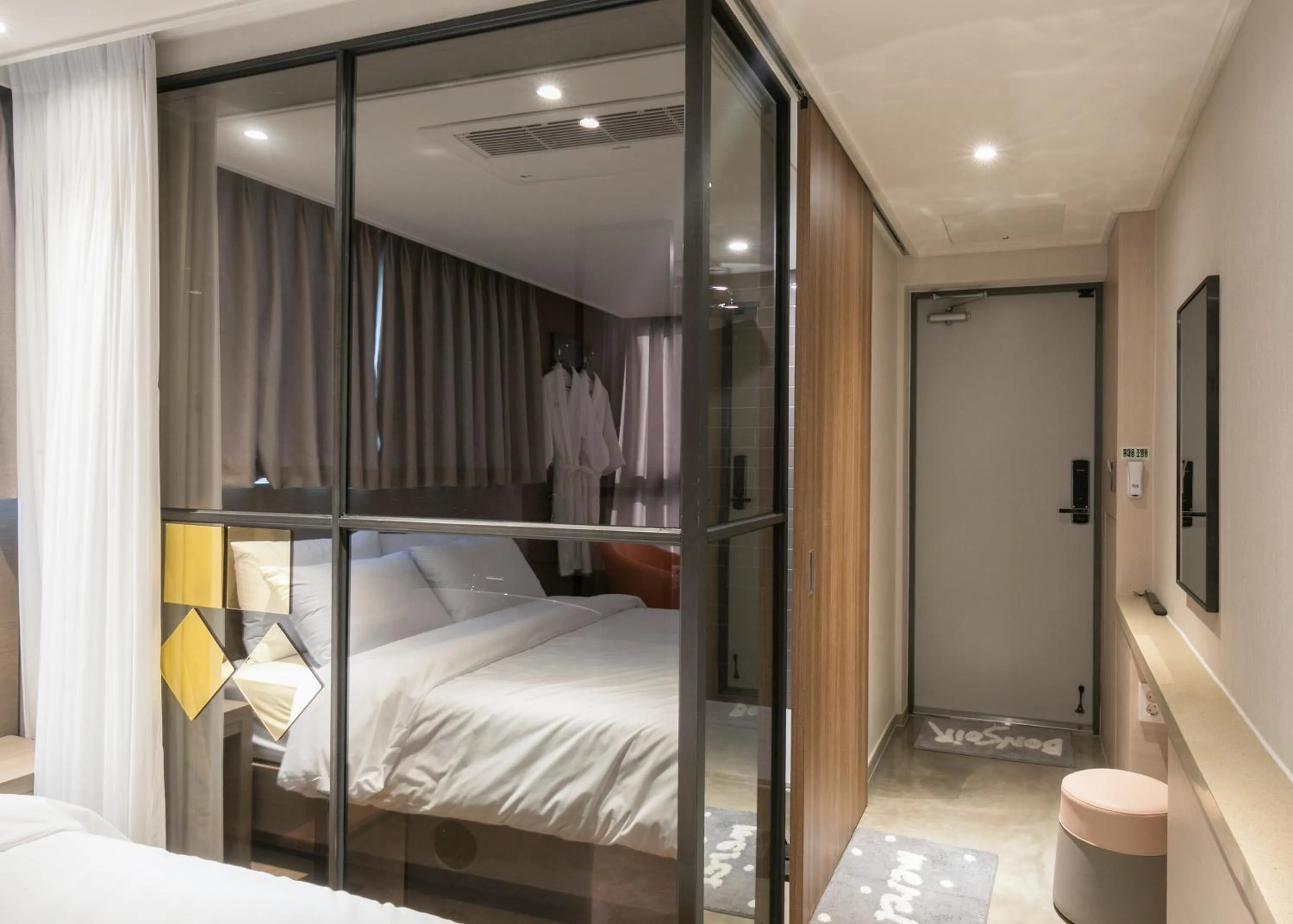 Bed in Hotel Wolmido