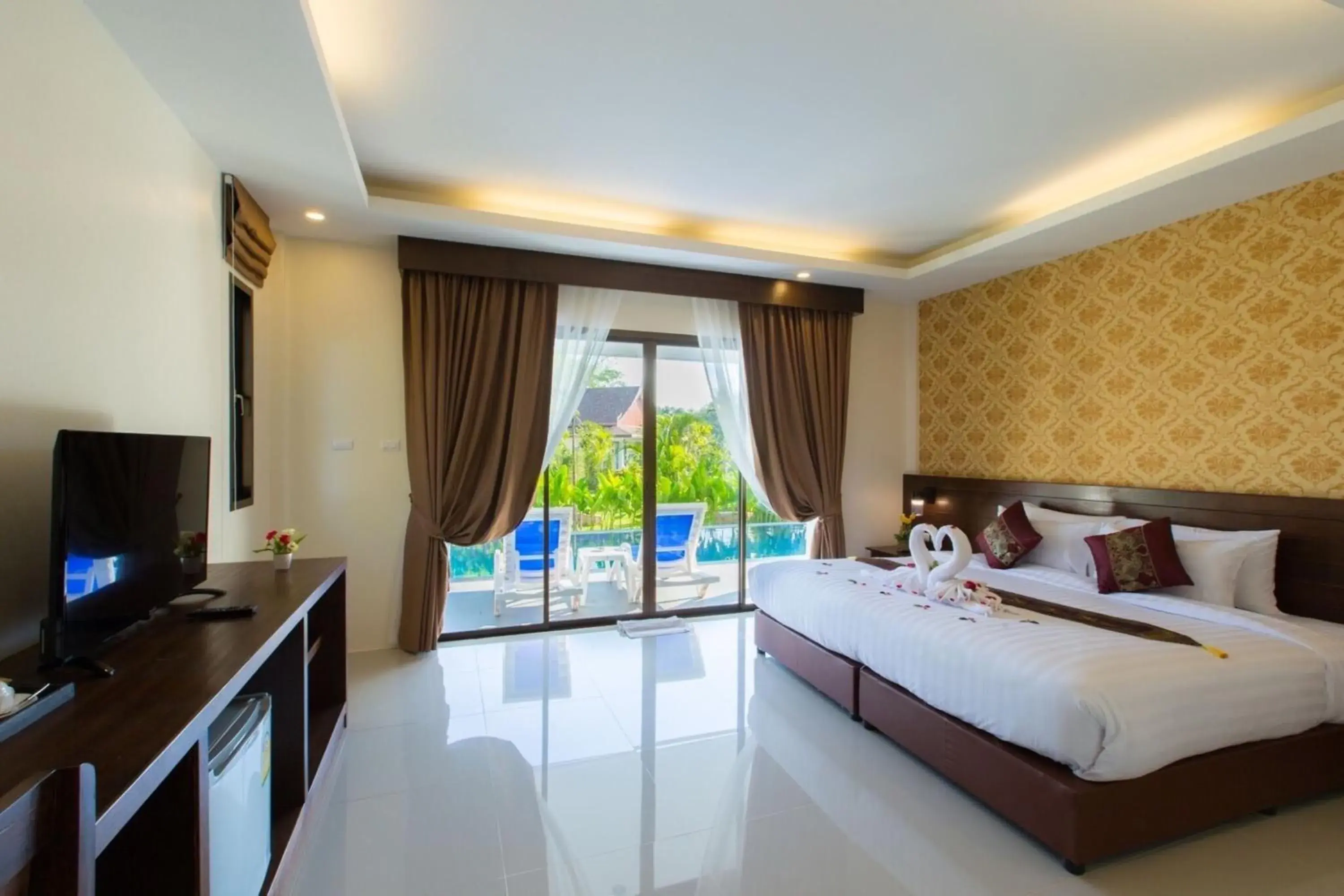 Standard Double or Twin Room in The Casita Phuket (SHA+) Standard Double or Twin Room in The Casita Phuket (SHA+)