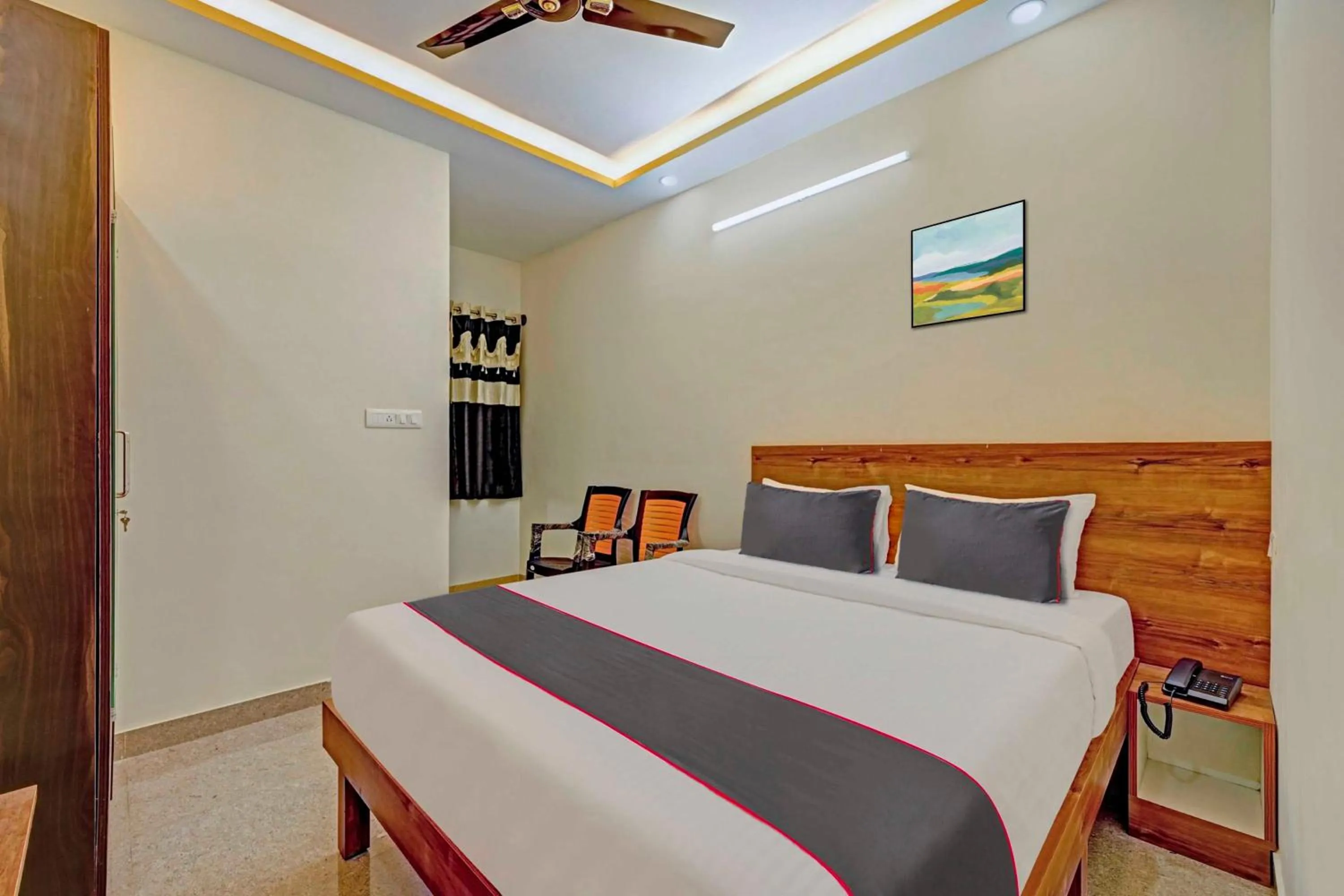 Bedroom, Bed in Super Hotel O Sri Sapthagiri Comforts