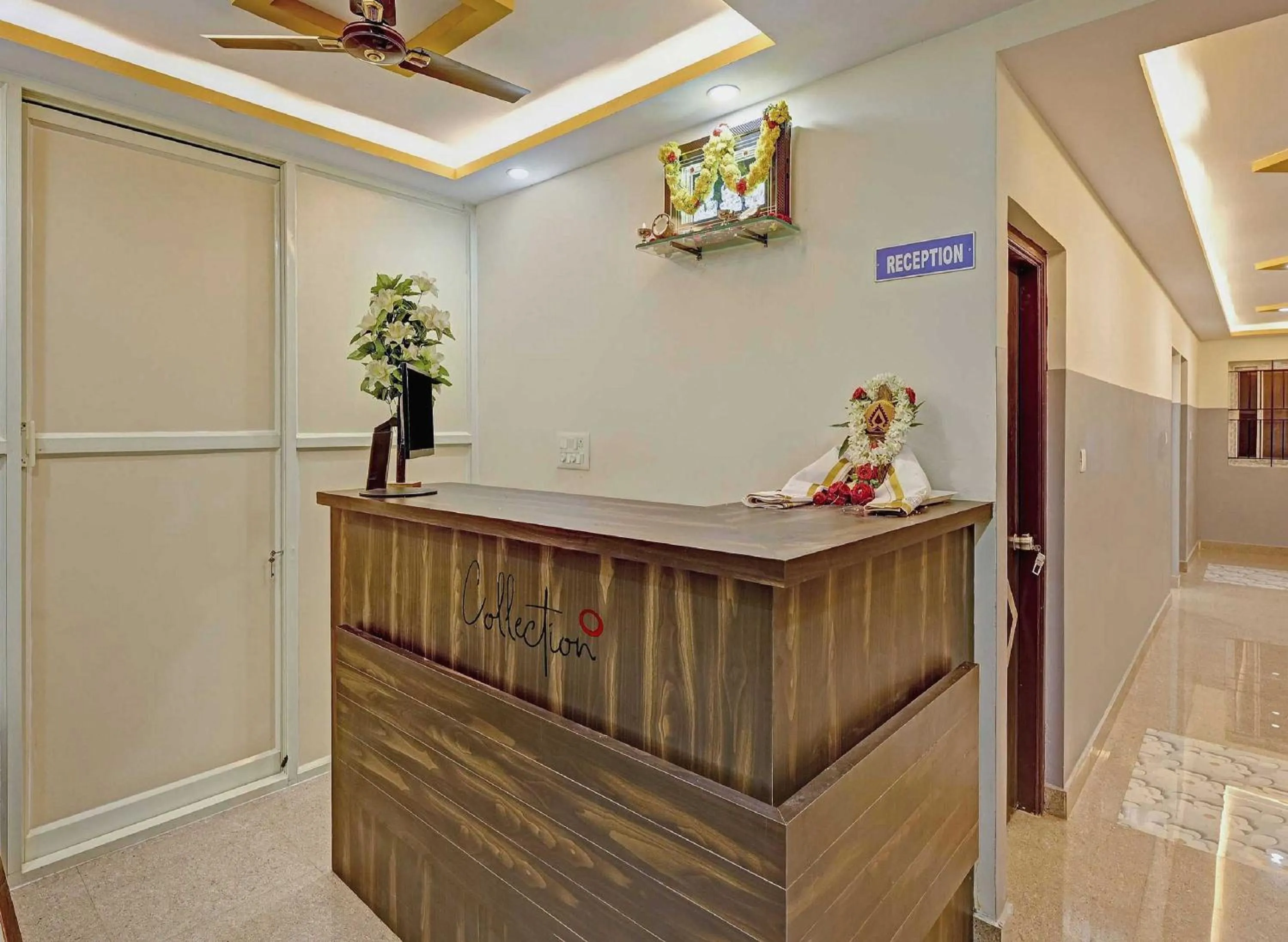 Lobby or reception in Super Hotel O Sri Sapthagiri Comforts