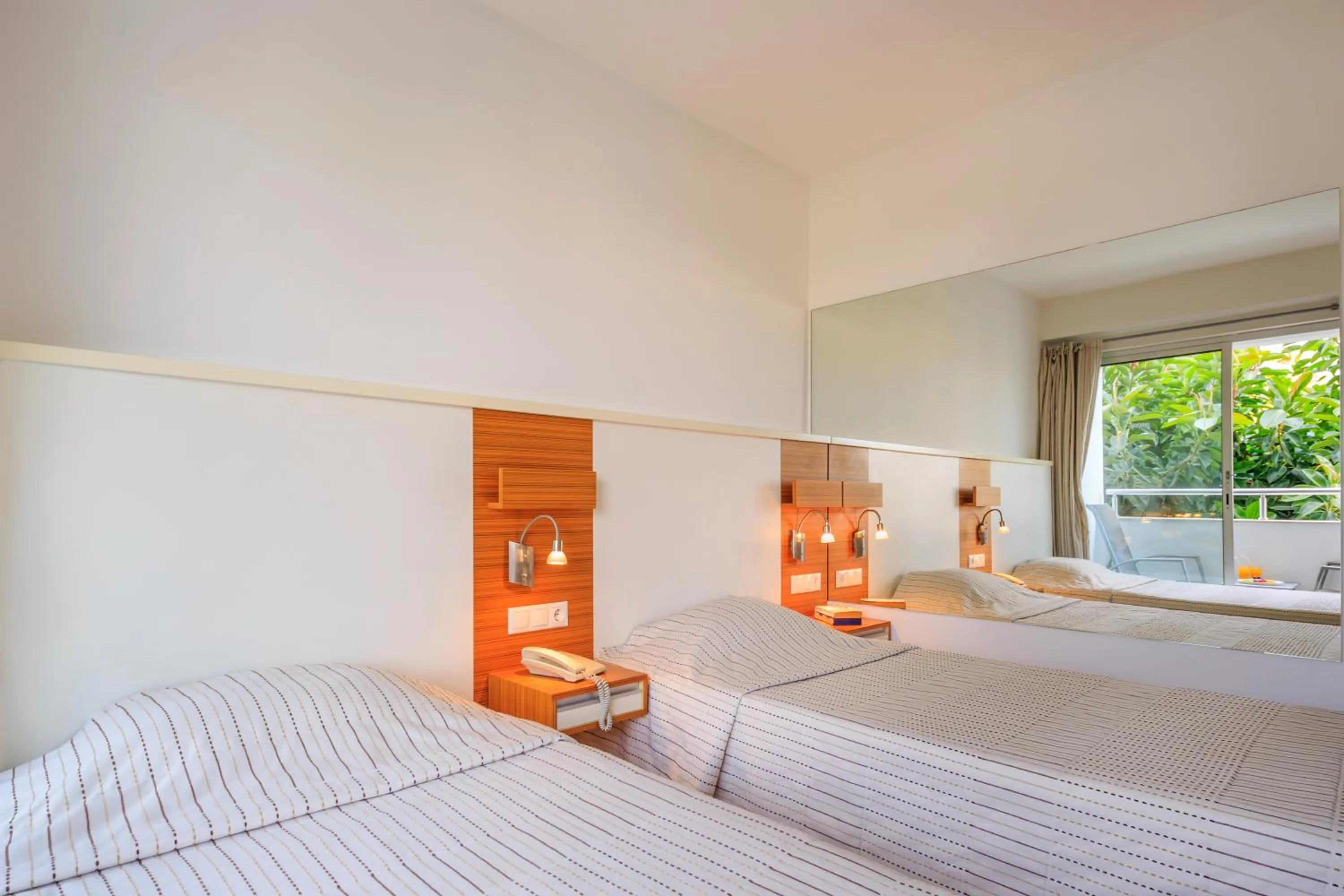 Photo of the whole room, Bed in Hotel Delta