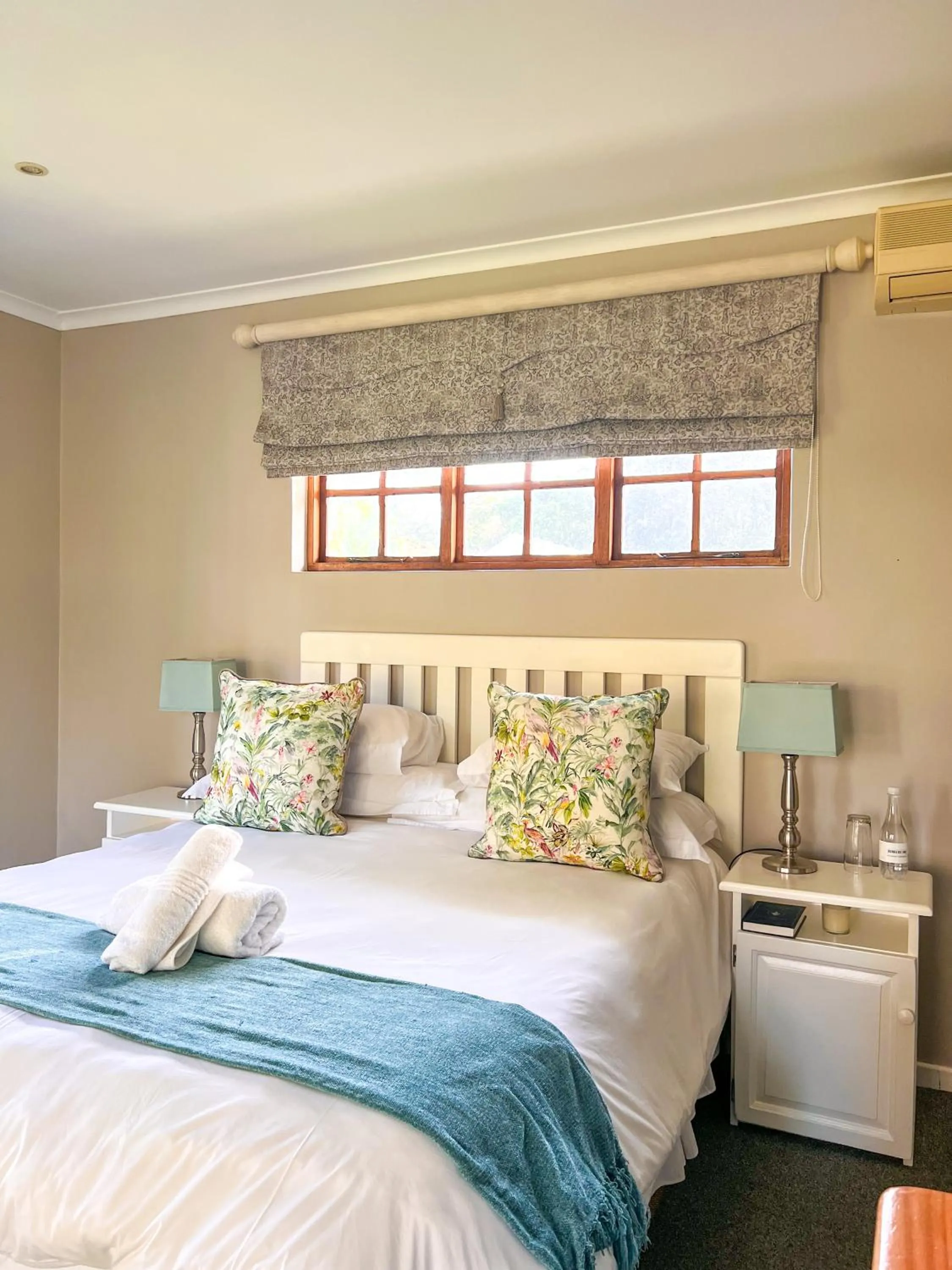 Bedroom, Bed in Bunkers Inn Guesthouse