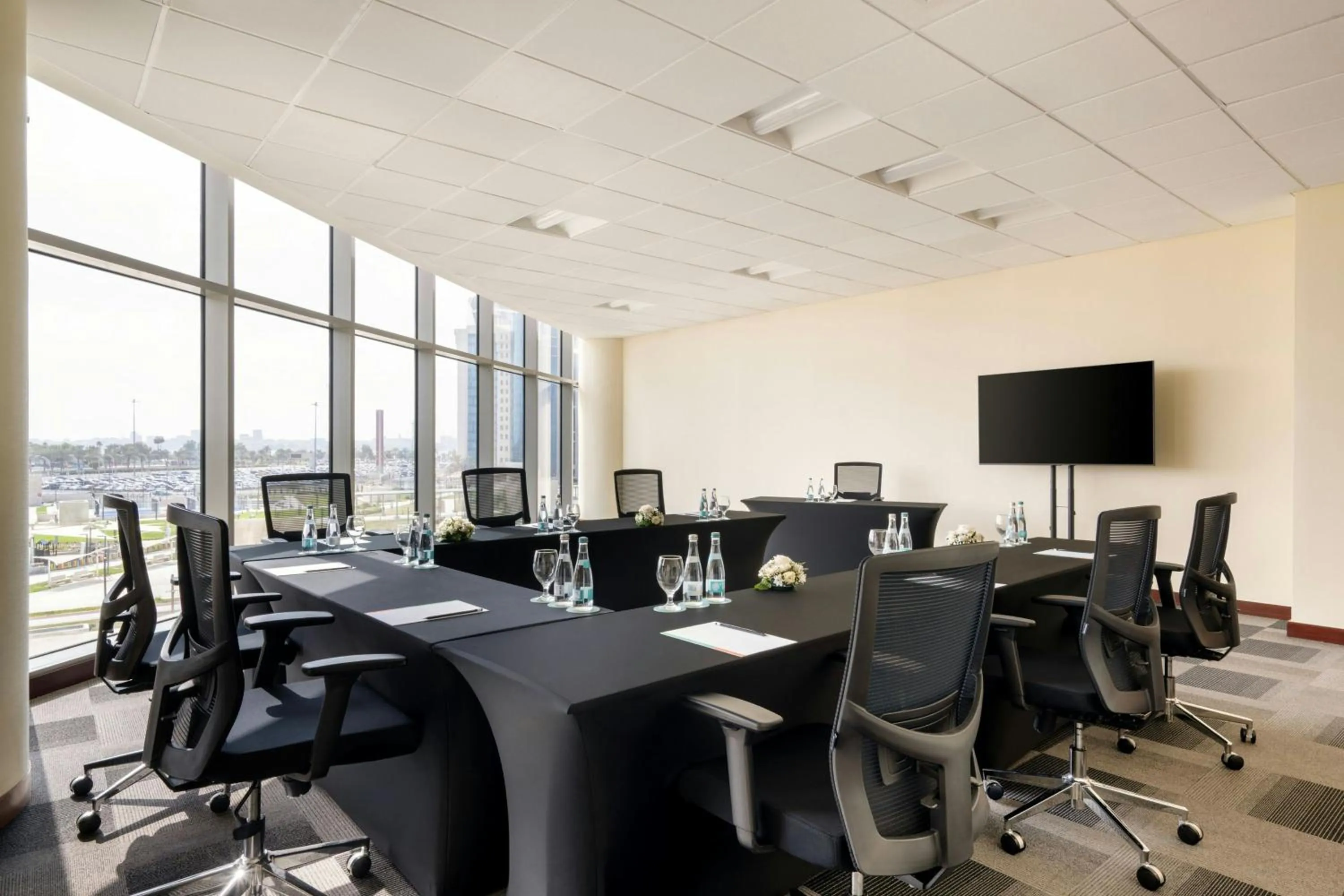 Meeting/conference room in Le Meridien City Center Doha