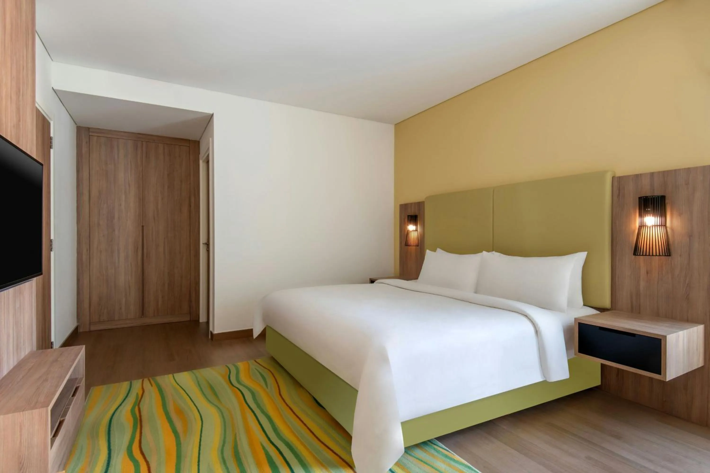 Bedroom, Bed in Element by Westin City Center Doha