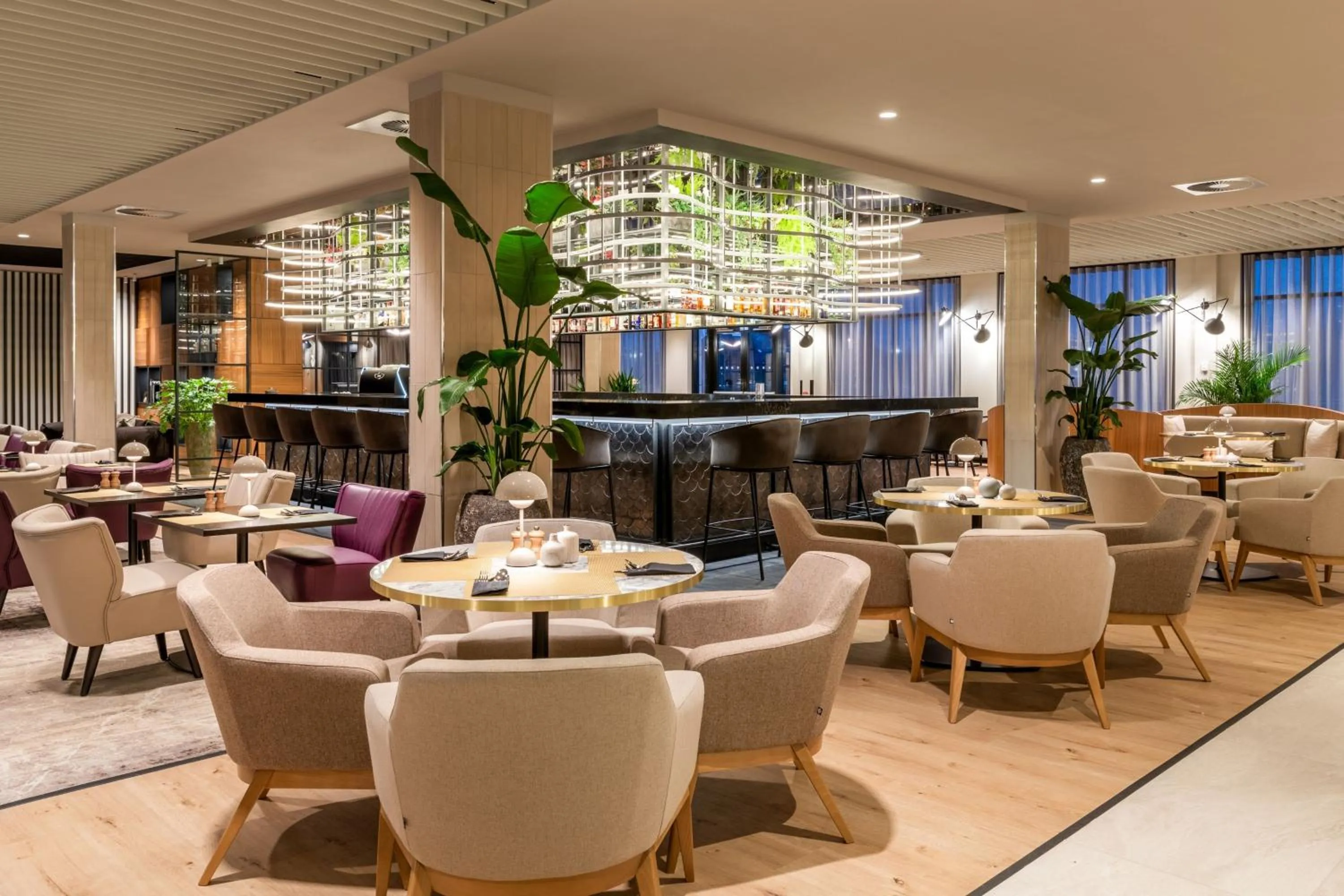 Lounge or bar in AC Hotel by Marriott Inverness