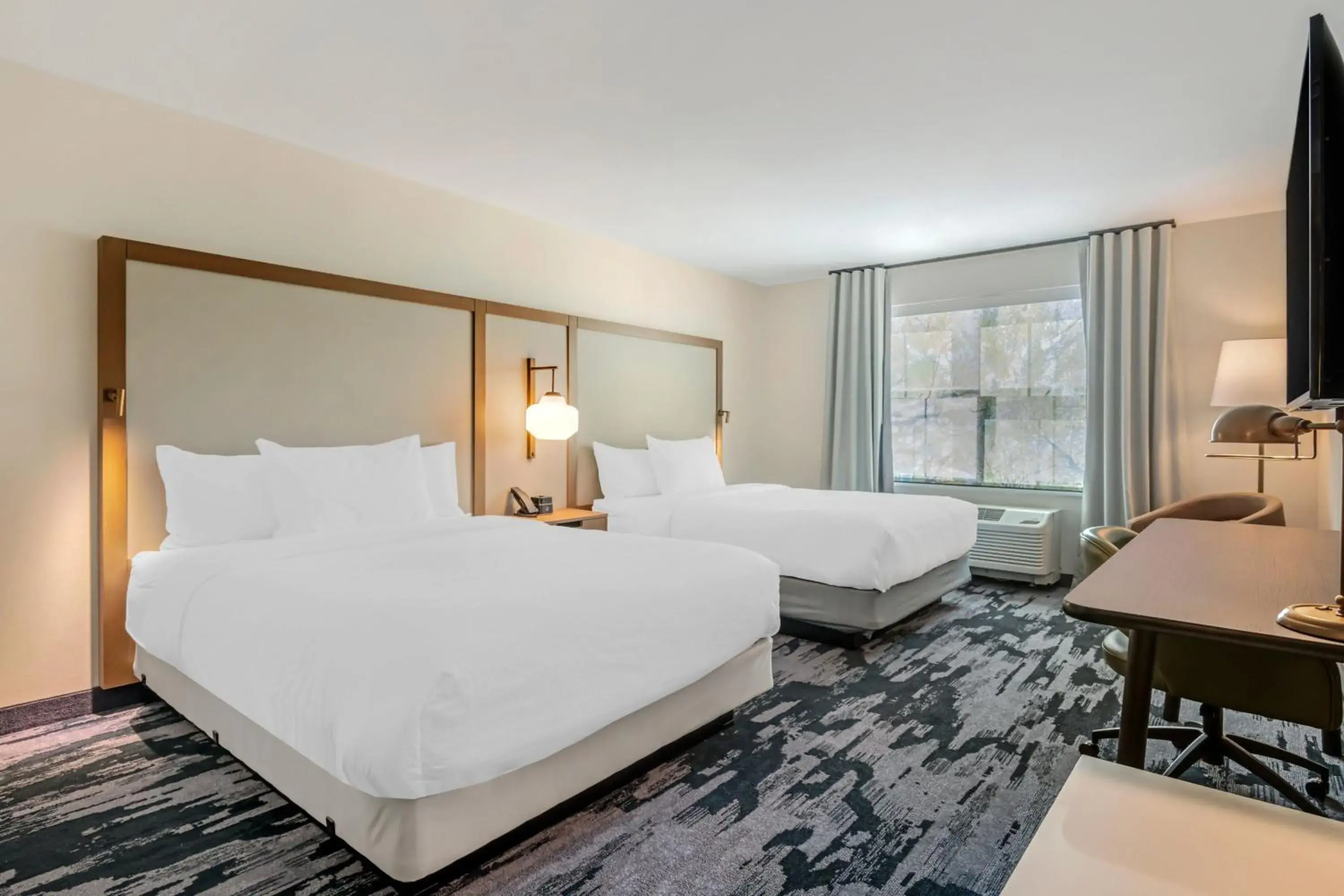 Queen Room with Two Queen Beds in Fairfield by Marriott Inn & Suites North Conway Queen Room with Two Queen Beds in Fairfield by Marriott Inn & Suites North Conway