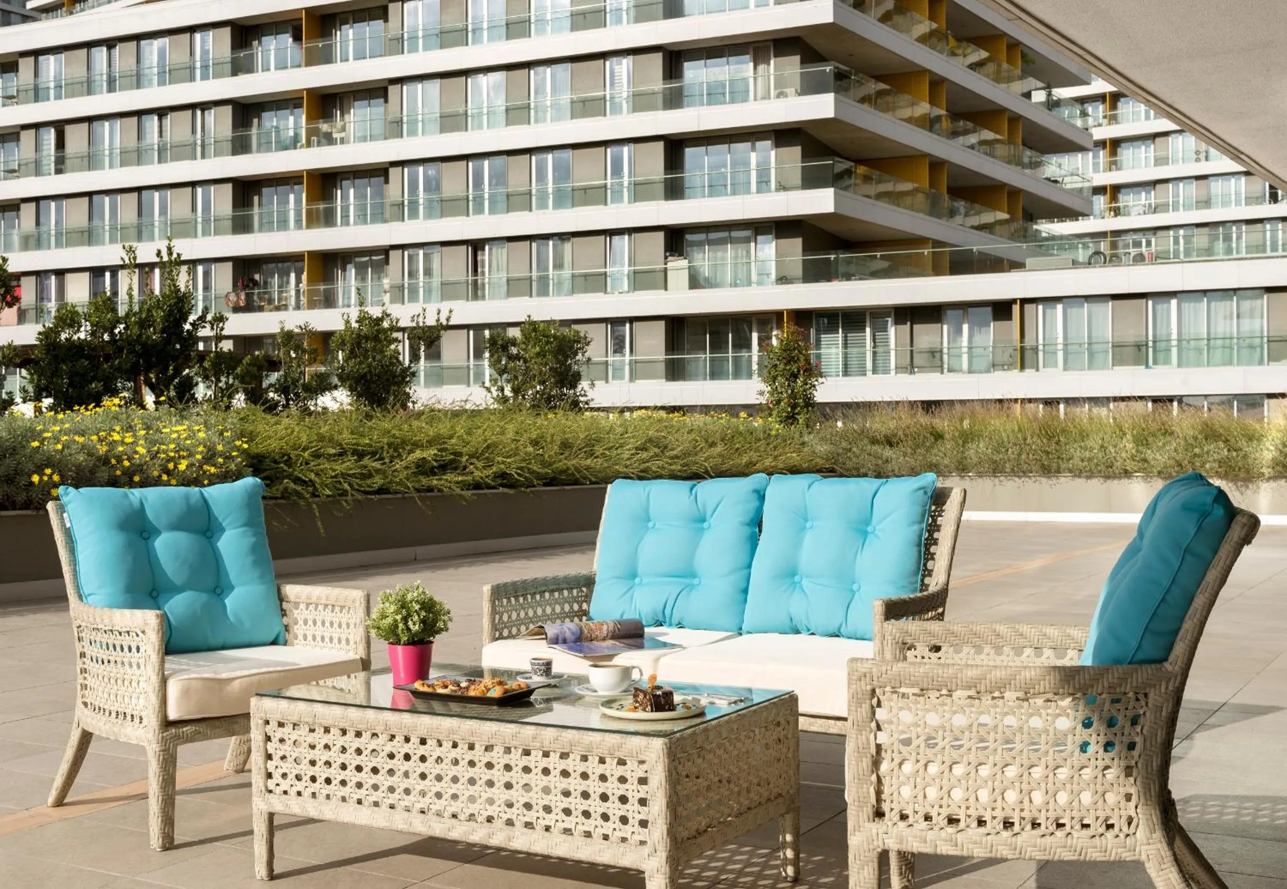 The Superior Living Batışehir