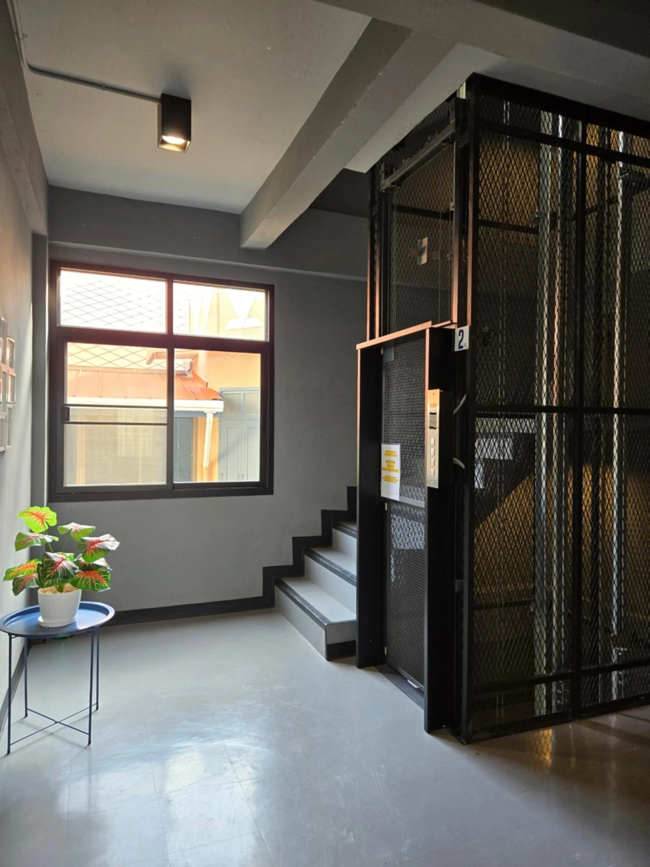 On site in HOUSEMODE - BAANYAI @ Wongwian Yai