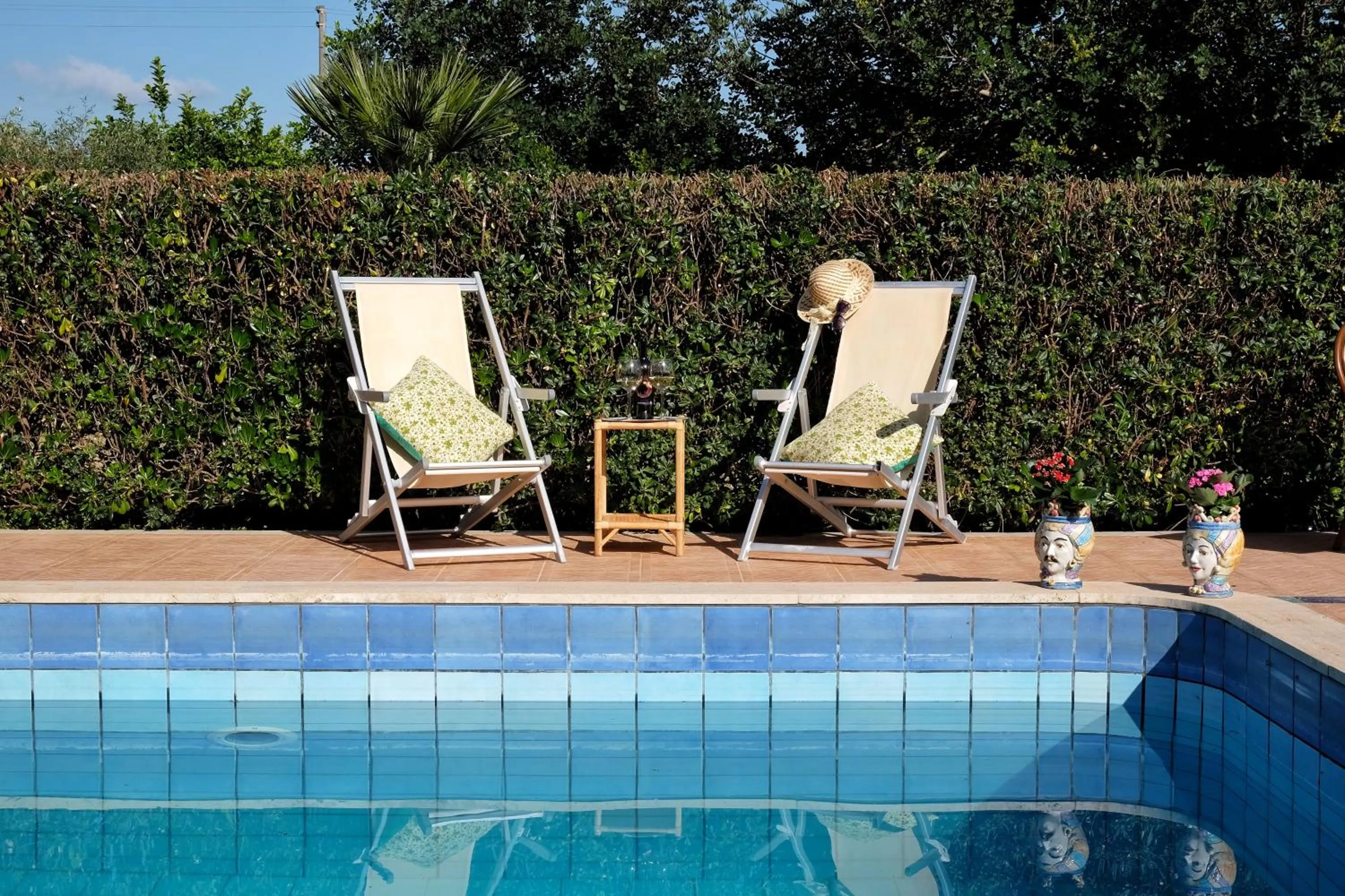 Swimming pool in B&B Il Mandorleto Avola