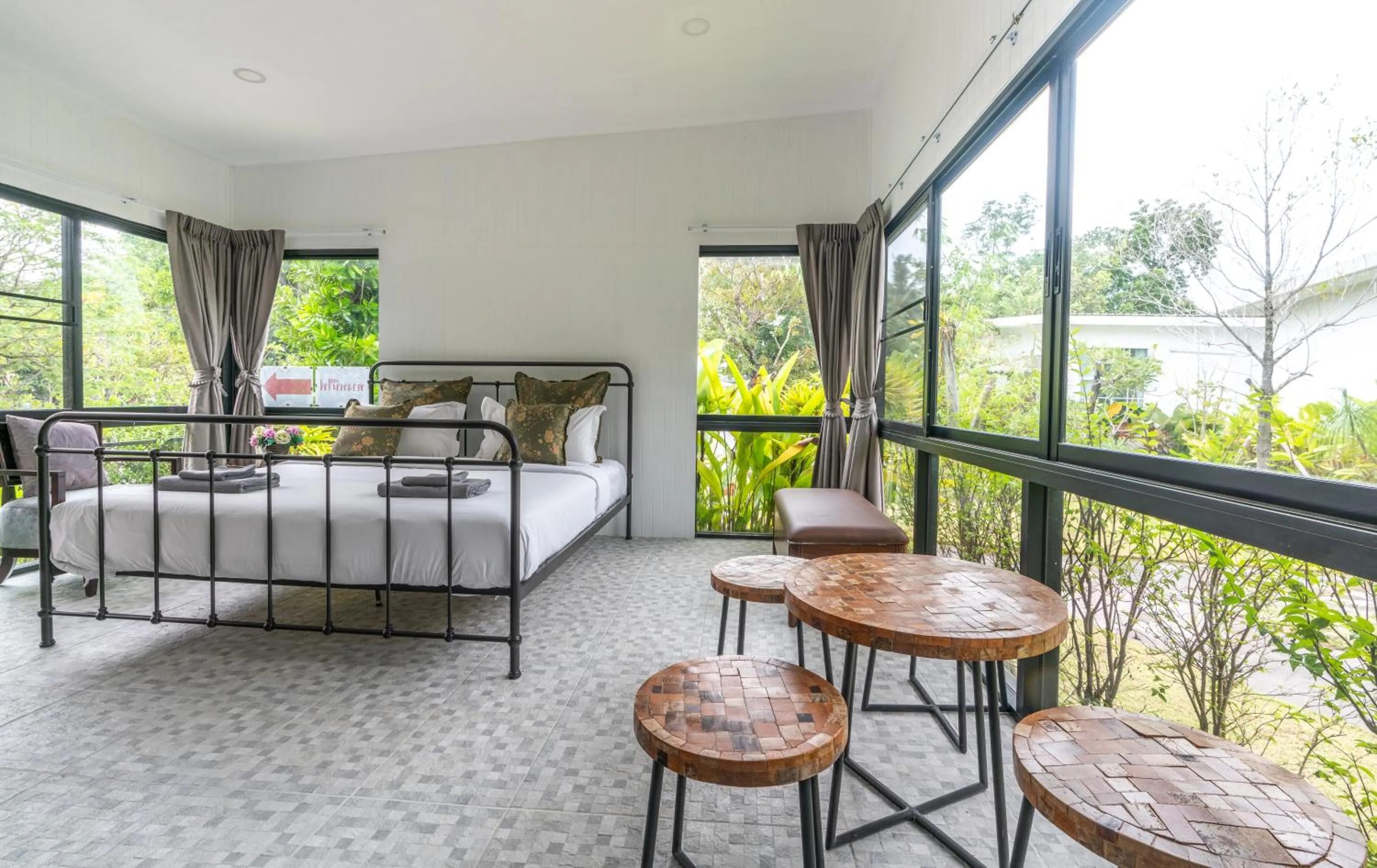 Bedroom, Bed in Utapao sattahip rayong resort