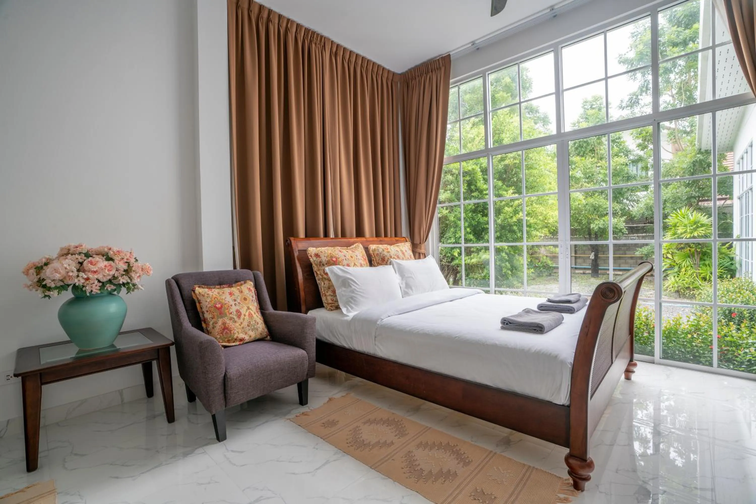 Bedroom, Bed in Utapao sattahip rayong resort