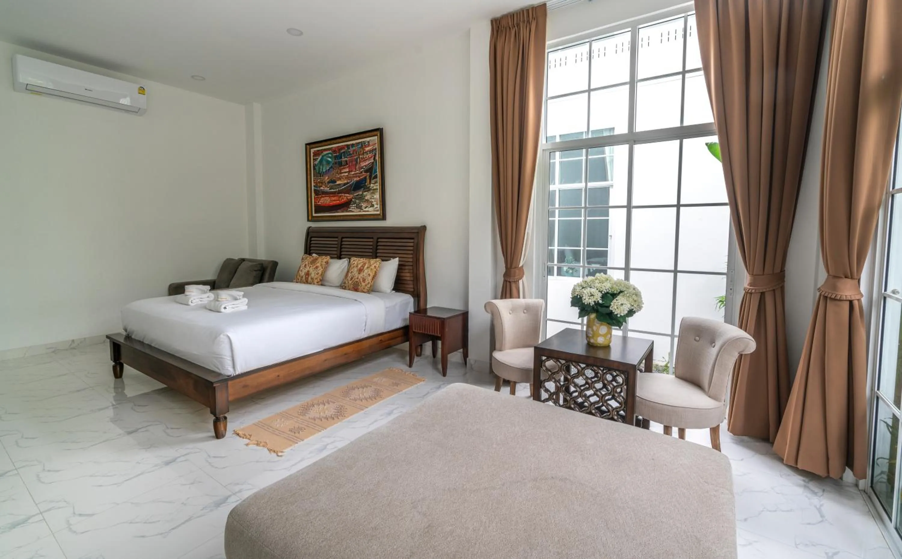 Bedroom, Bed in Utapao sattahip rayong resort