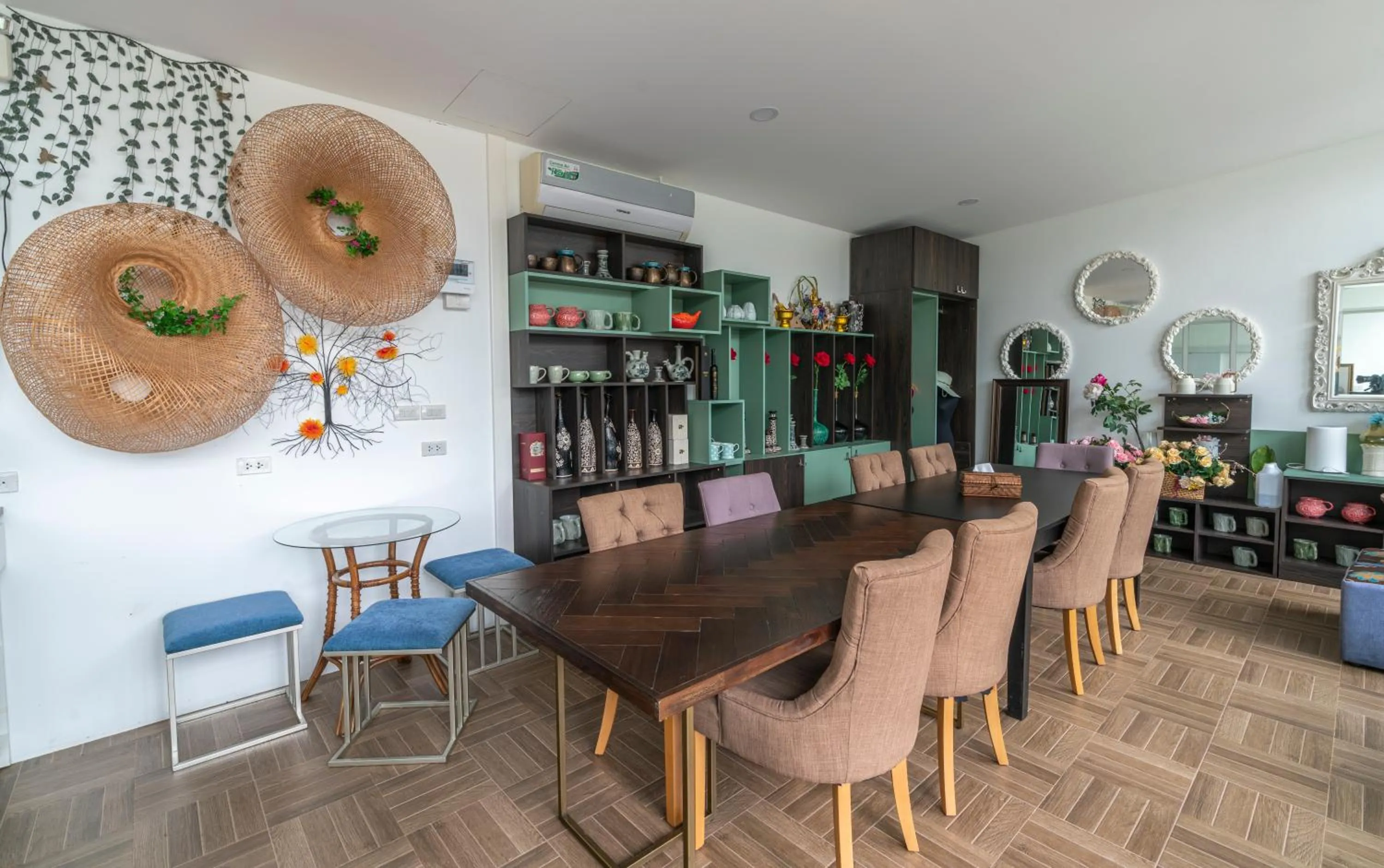 Restaurant/places to eat in Utapao sattahip rayong resort