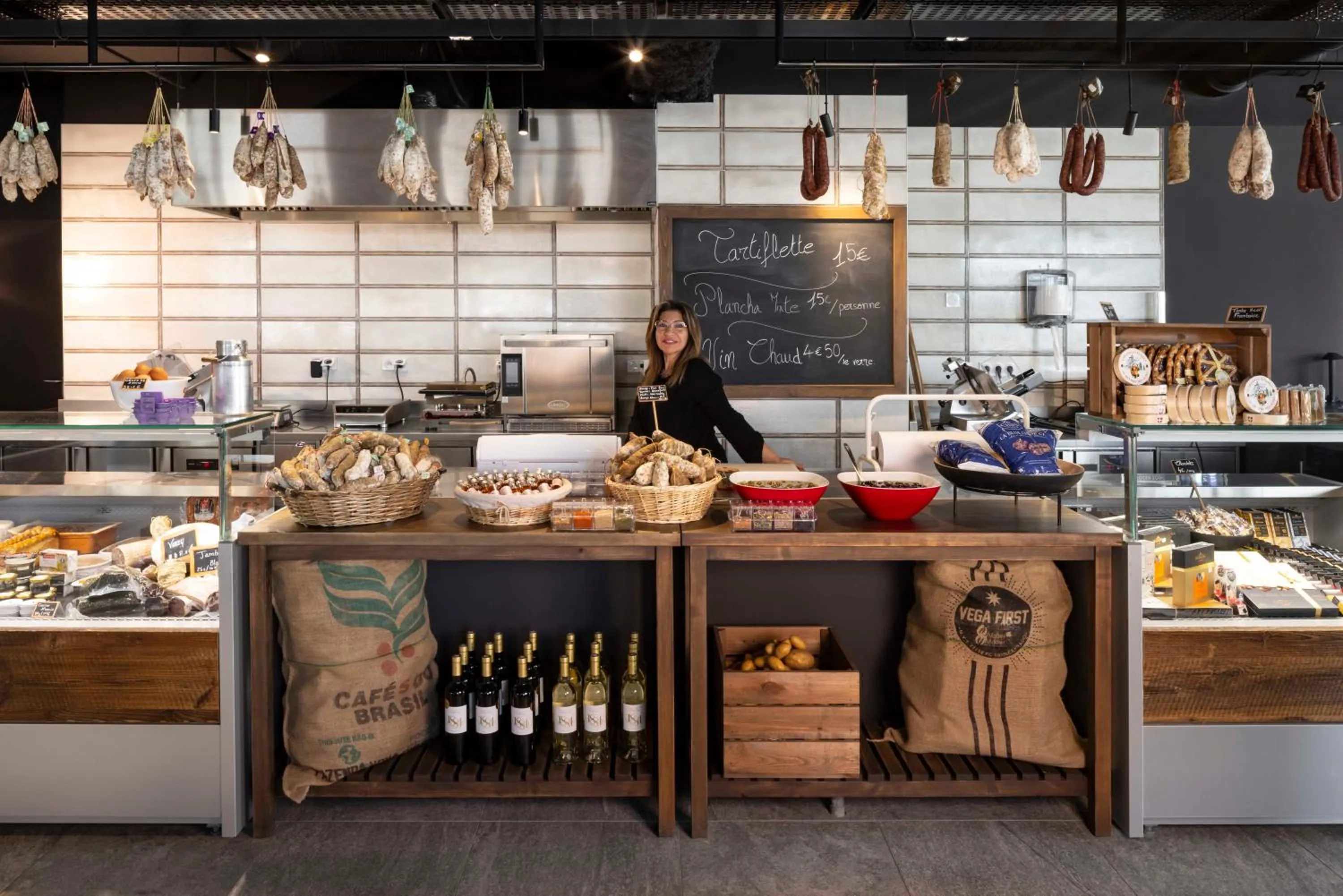 Food and drinks in HIGALIK HOTEL