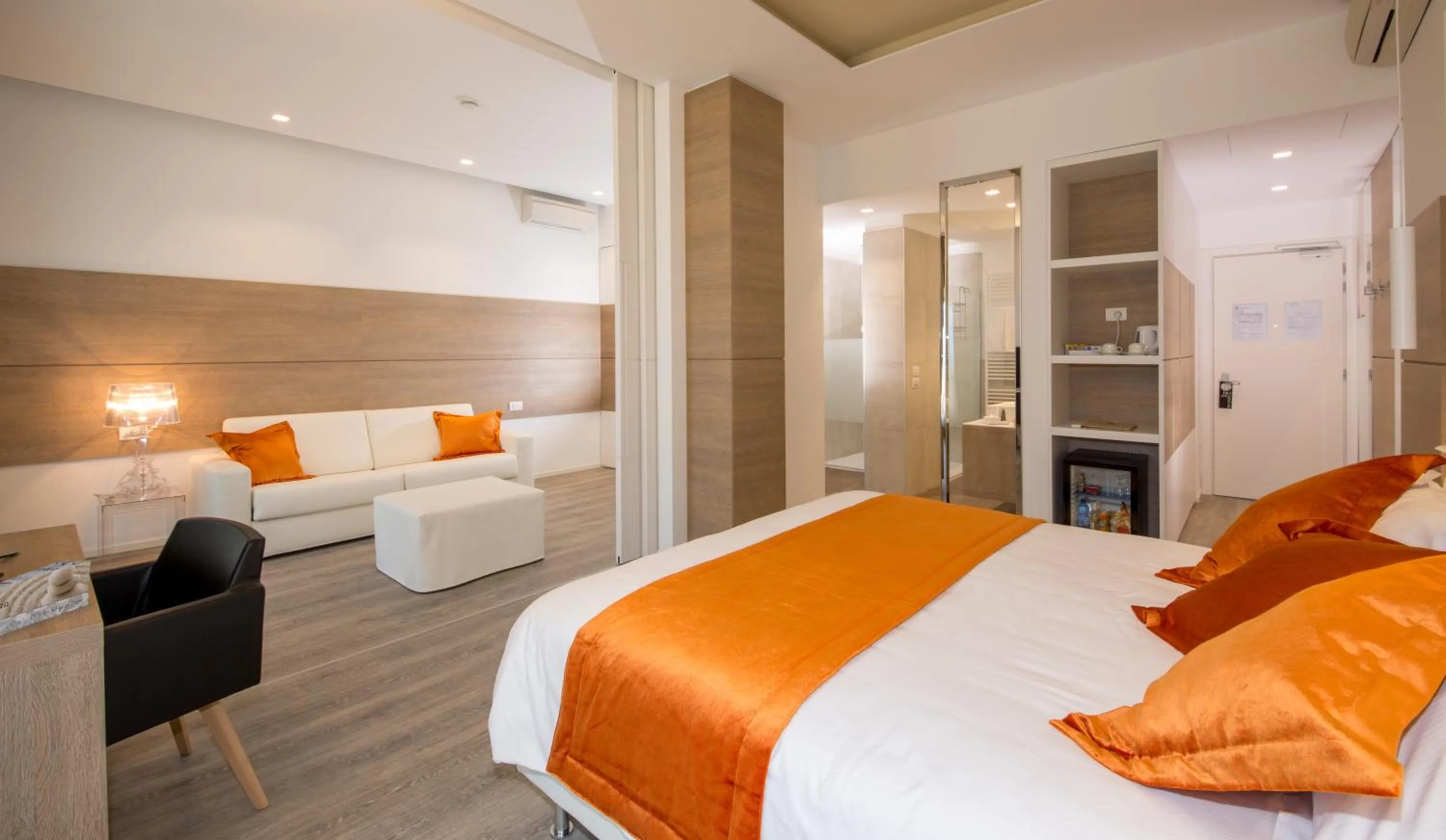 Bedroom, Bed in Hotel Aurora