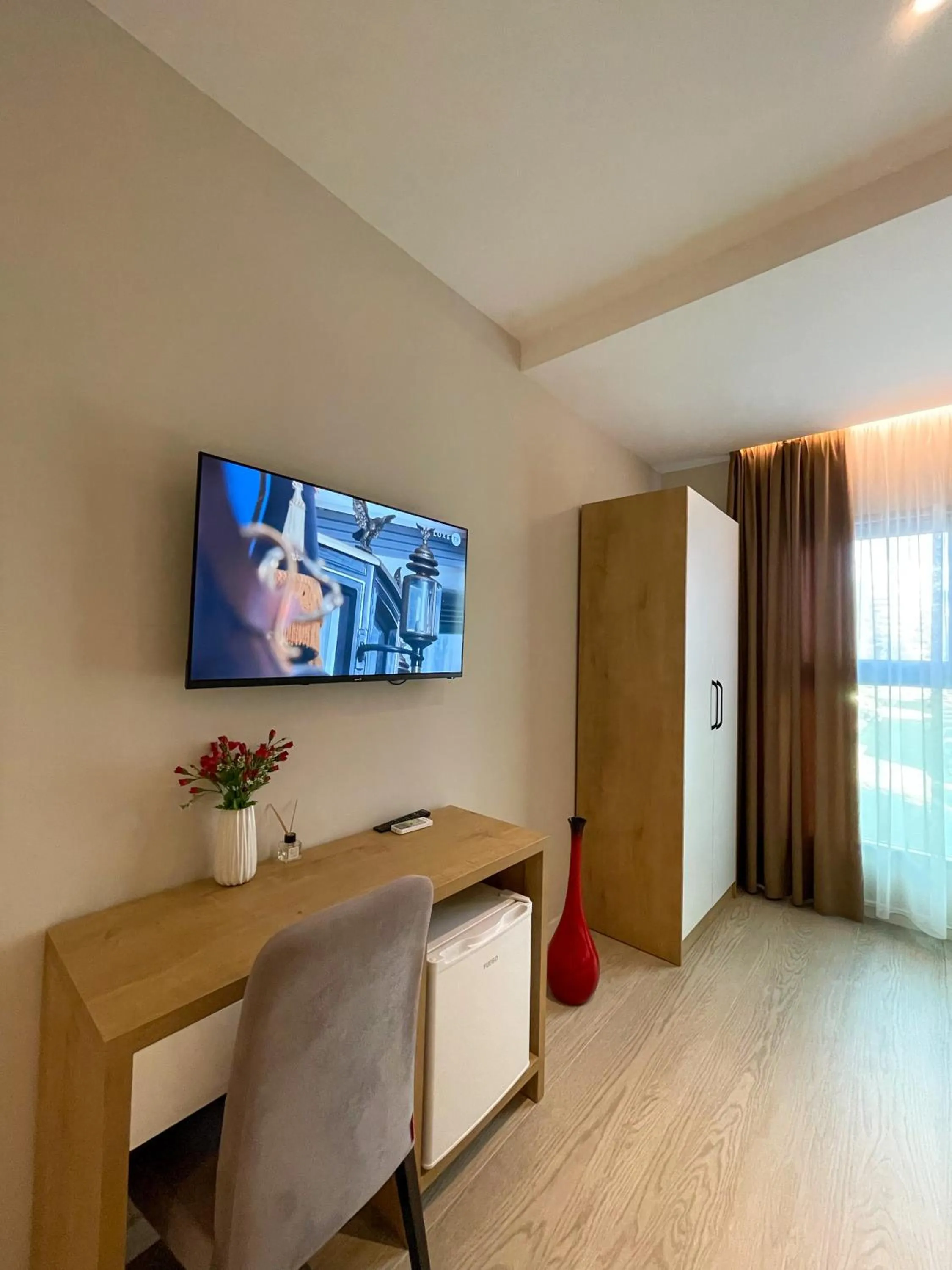 Communal lounge/ TV room in Solea Hotel