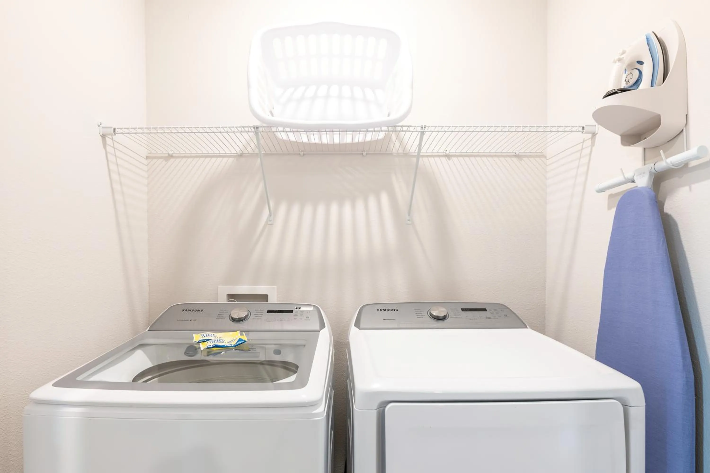 washing machine in Spectrum Resort Villas Orlando and Waterparks